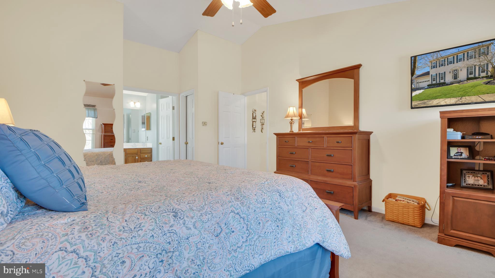 CHAPMAN FARM - Residential