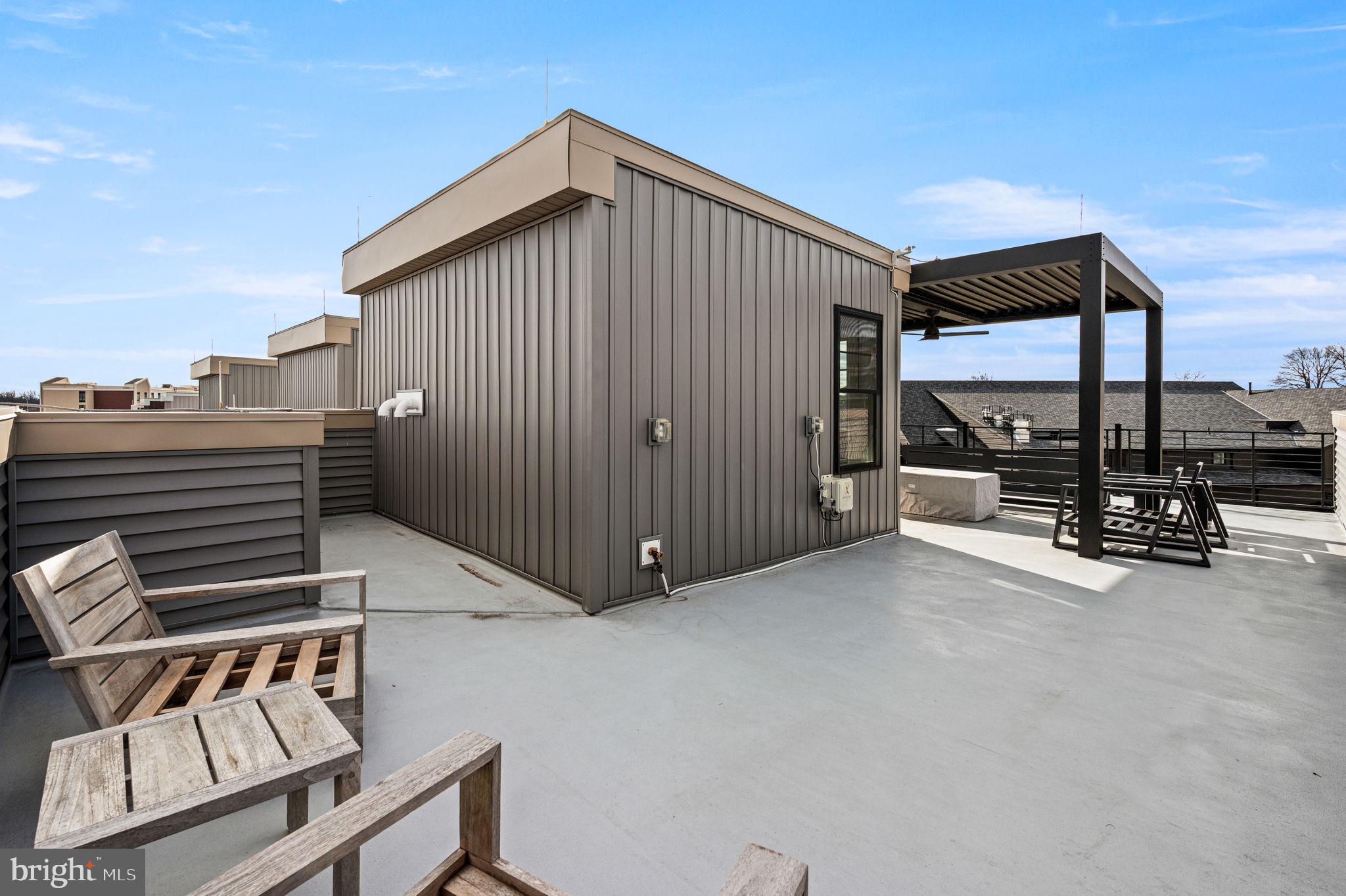 NEWTOWN WALK AT ELLIS PRESERVE - Residential