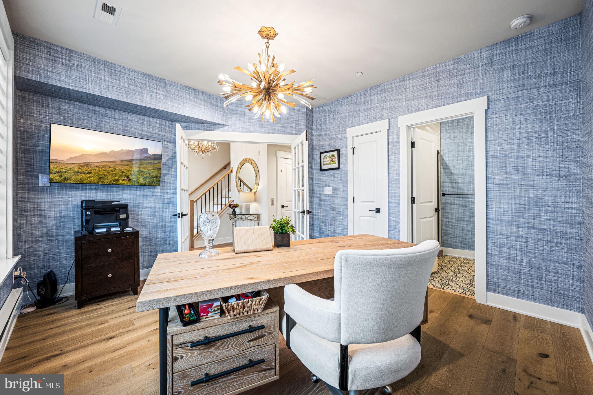 NEWTOWN WALK AT ELLIS PRESERVE - Residential