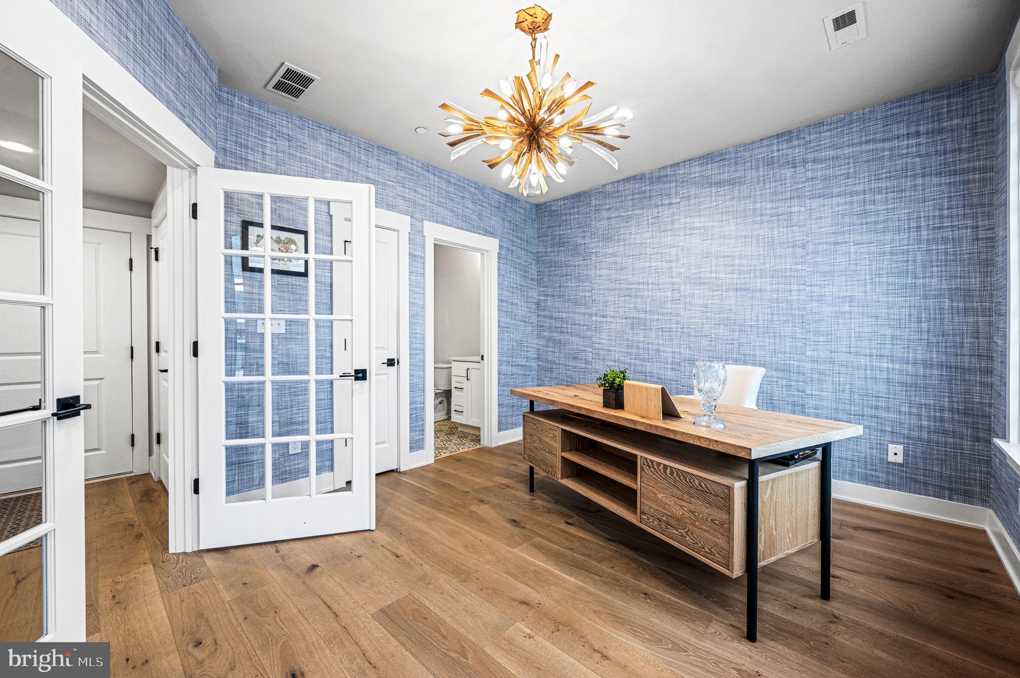 NEWTOWN WALK AT ELLIS PRESERVE - Residential