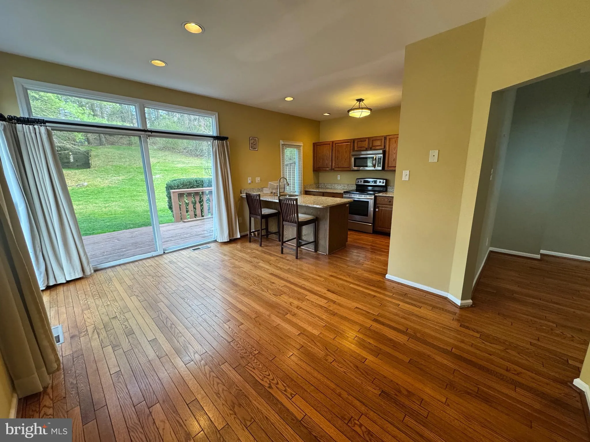 Newtown Square, Pennsylvania 19073, United States, 3 Bedrooms Bedrooms, ,3 BathroomsBathrooms,Residential,Pending,109949