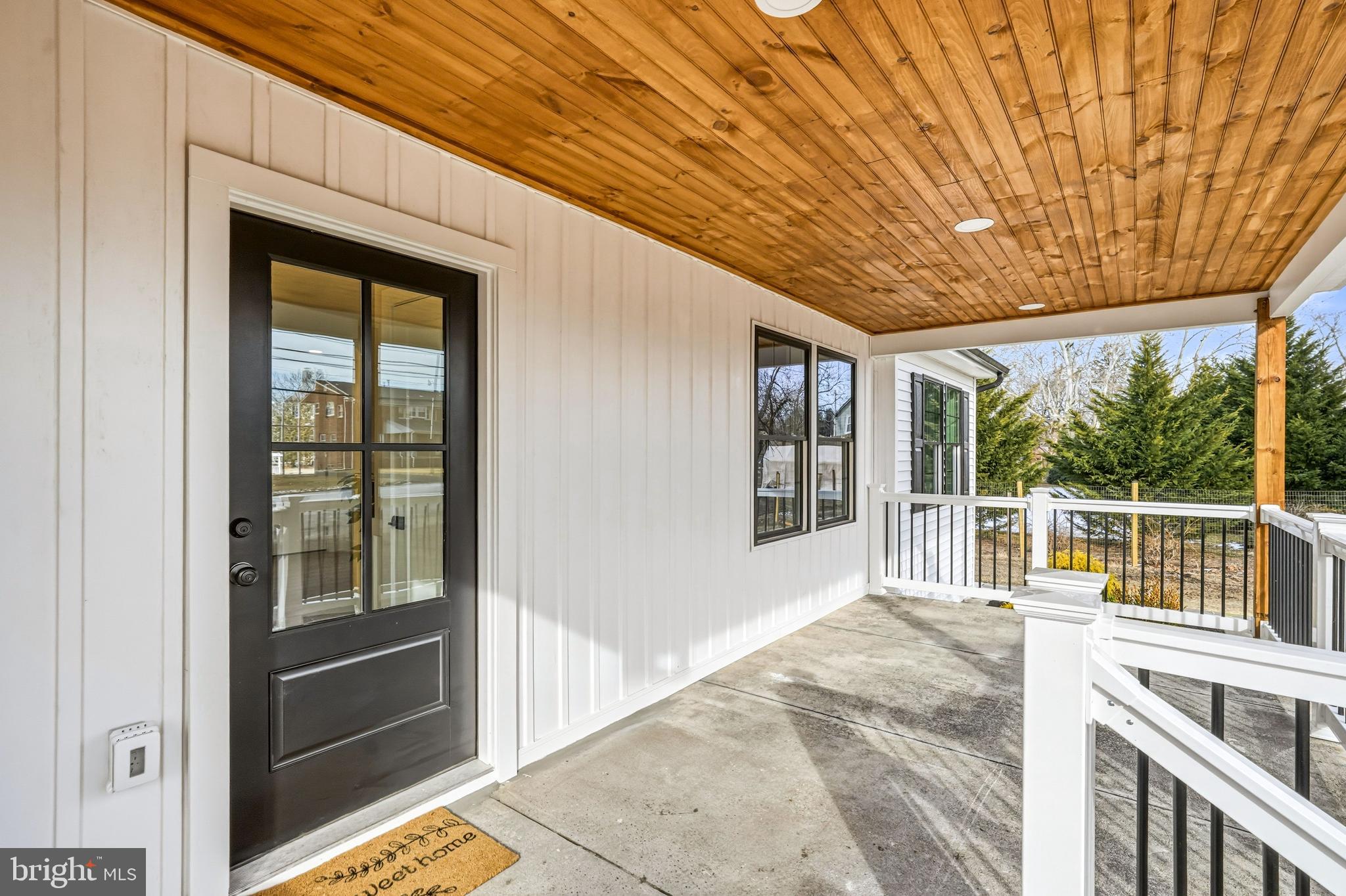 437 PENNINGTON AVENUE