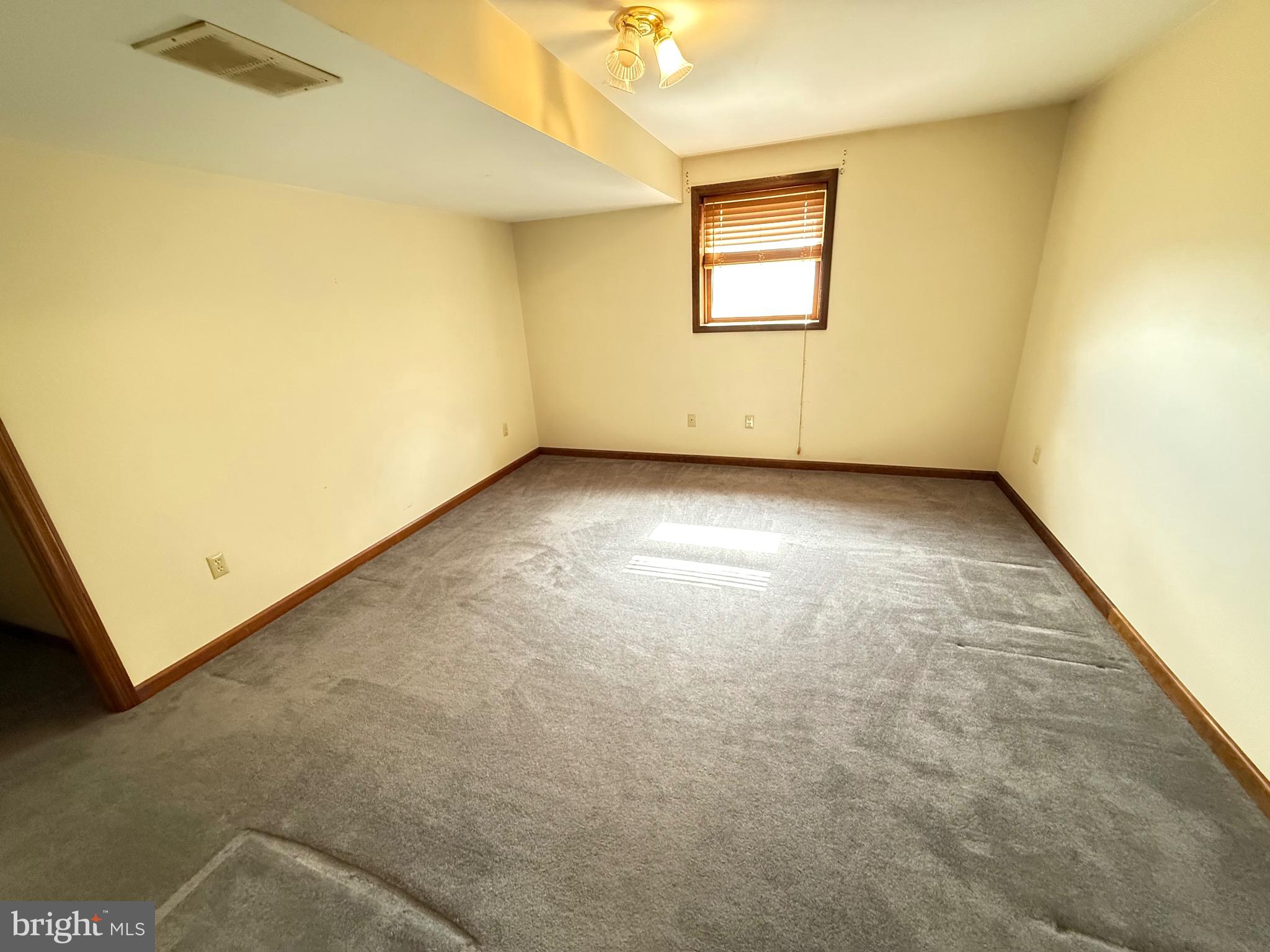 MCTAGGART ESTATE - Residential