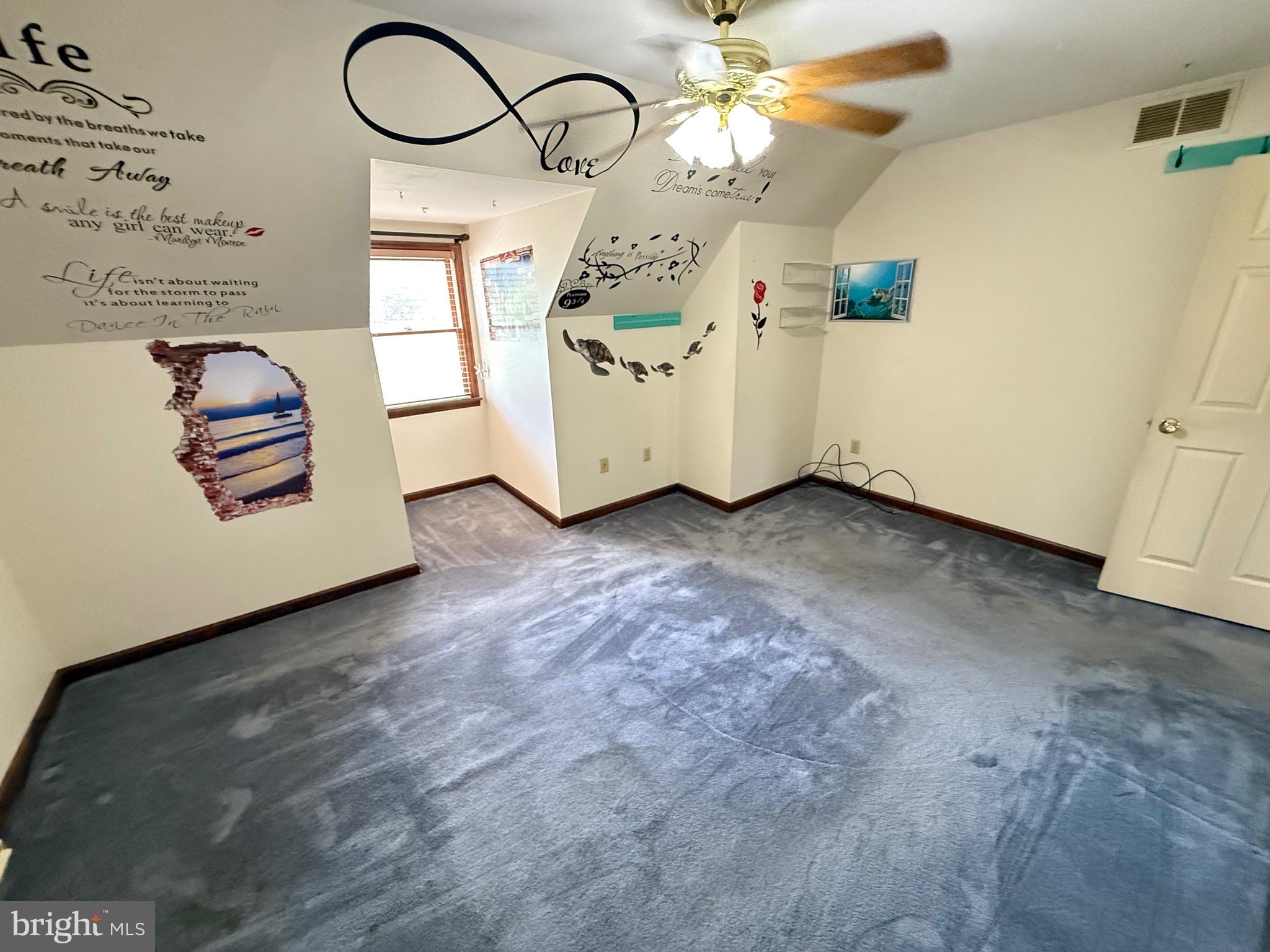 MCTAGGART ESTATE - Residential