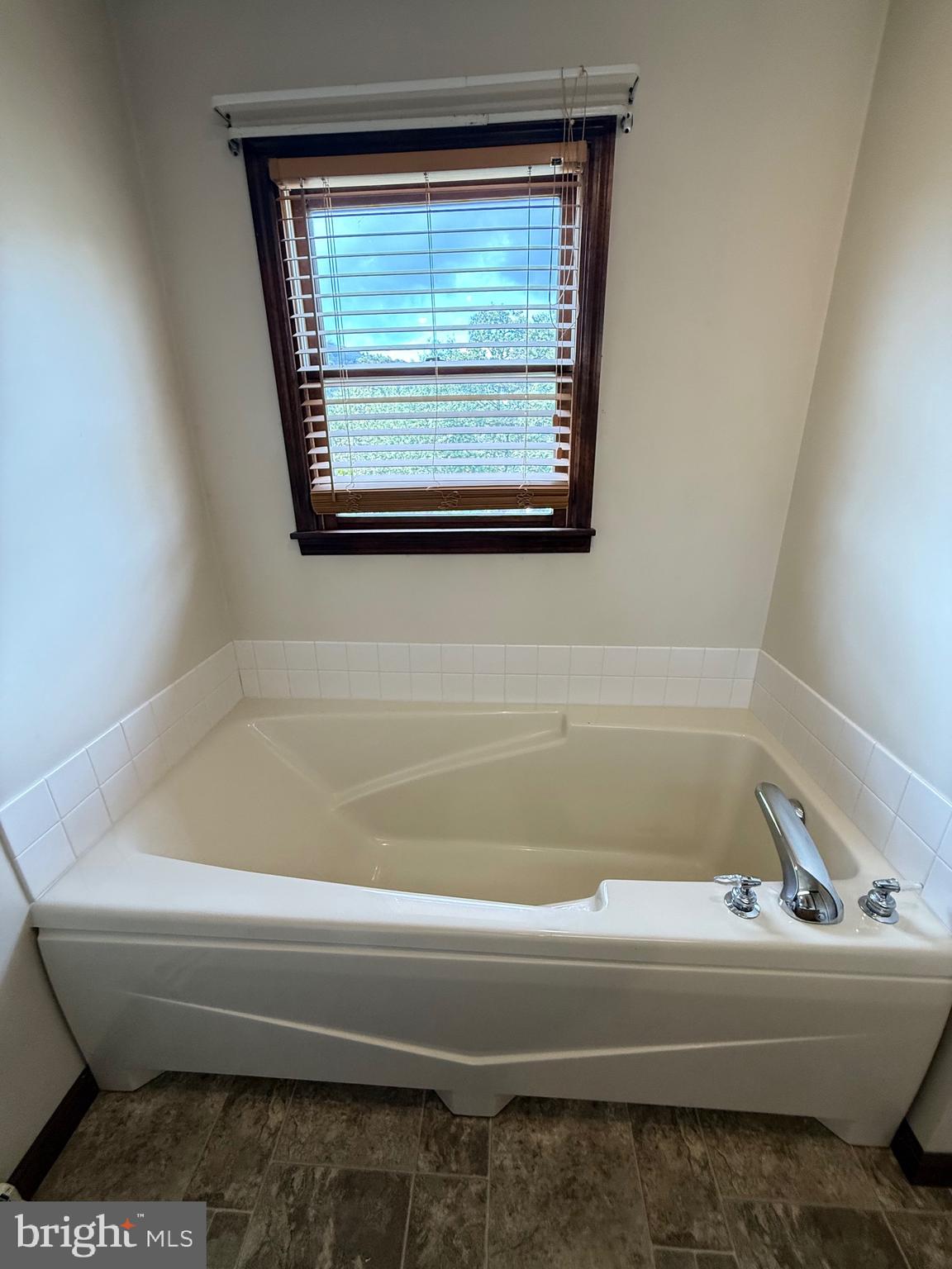 MCTAGGART ESTATE - Residential