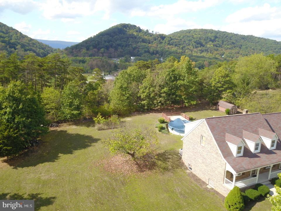 MCTAGGART ESTATE - Residential