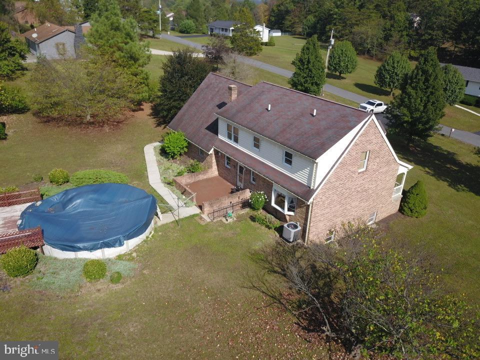 MCTAGGART ESTATE - Residential