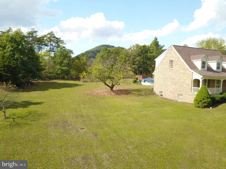 MCTAGGART ESTATE - Residential