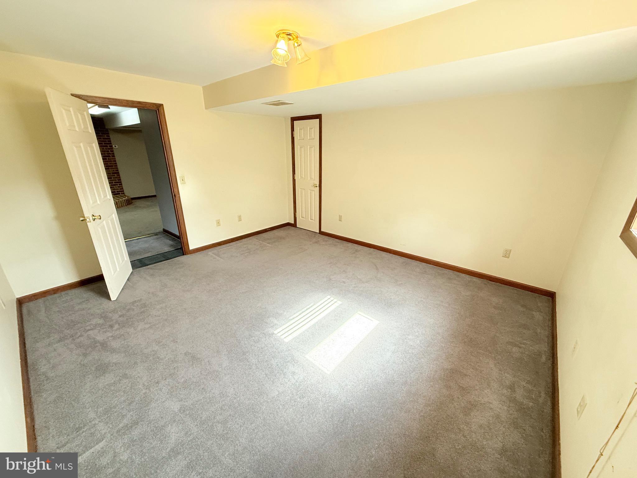 MCTAGGART ESTATE - Residential