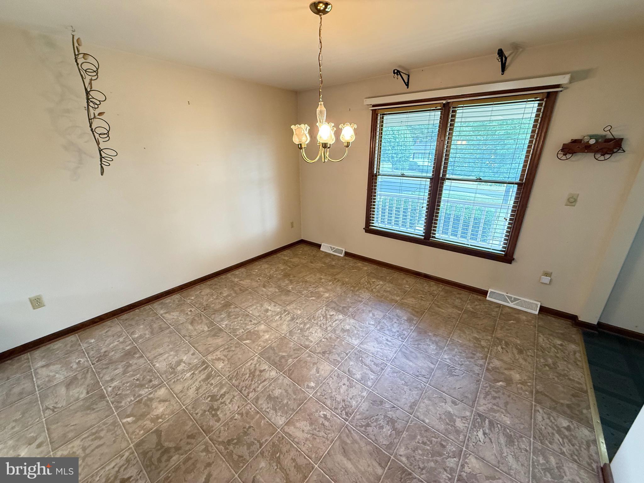 MCTAGGART ESTATE - Residential