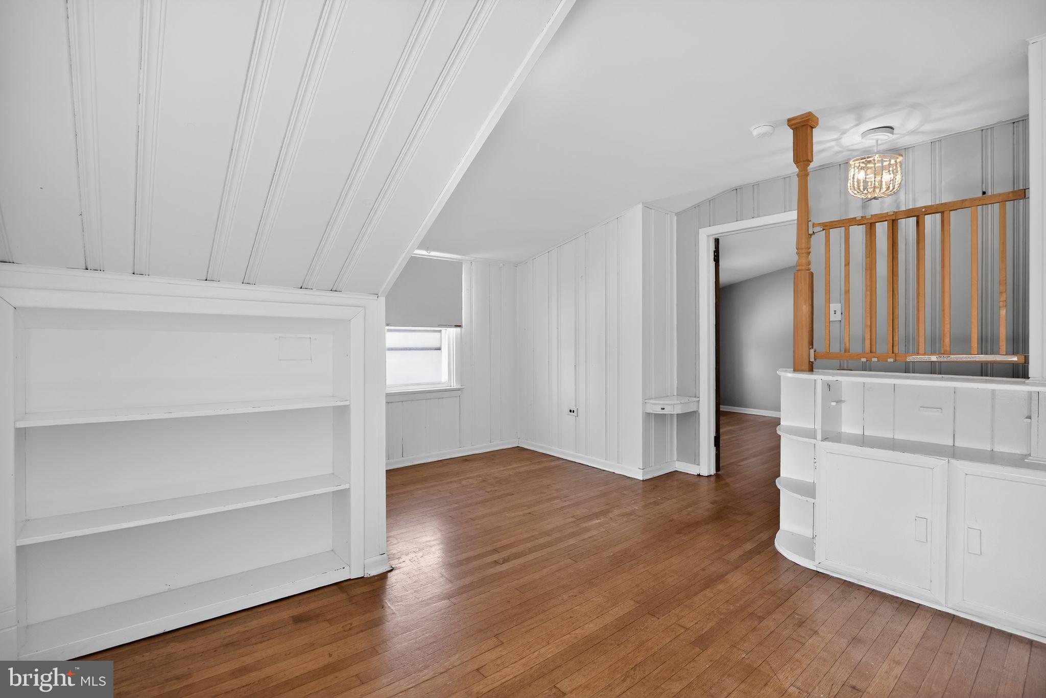 GLENSIDE - Residential