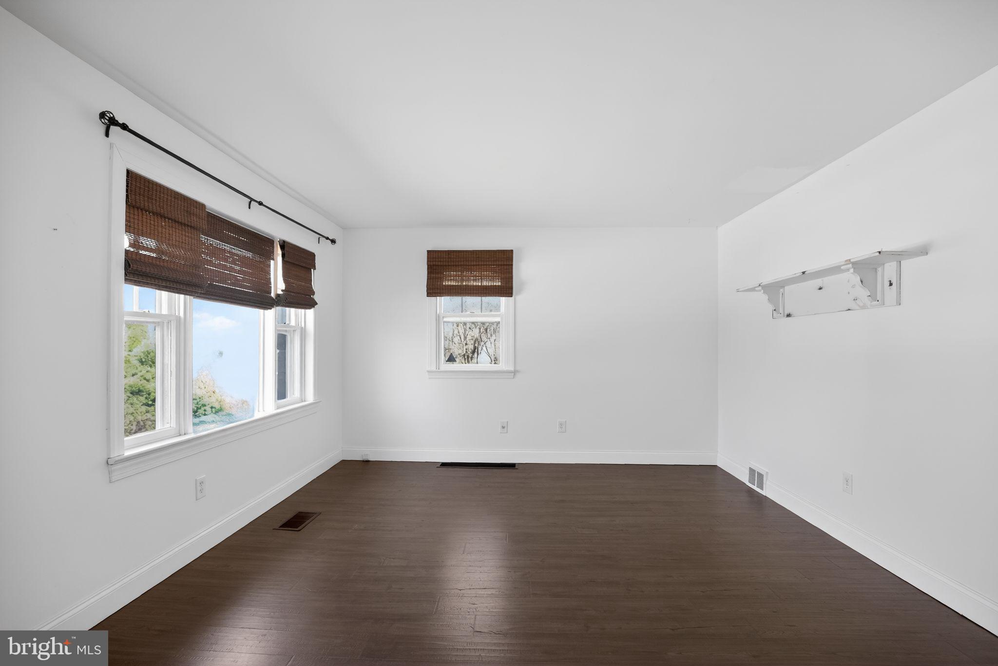 GLENSIDE - Residential