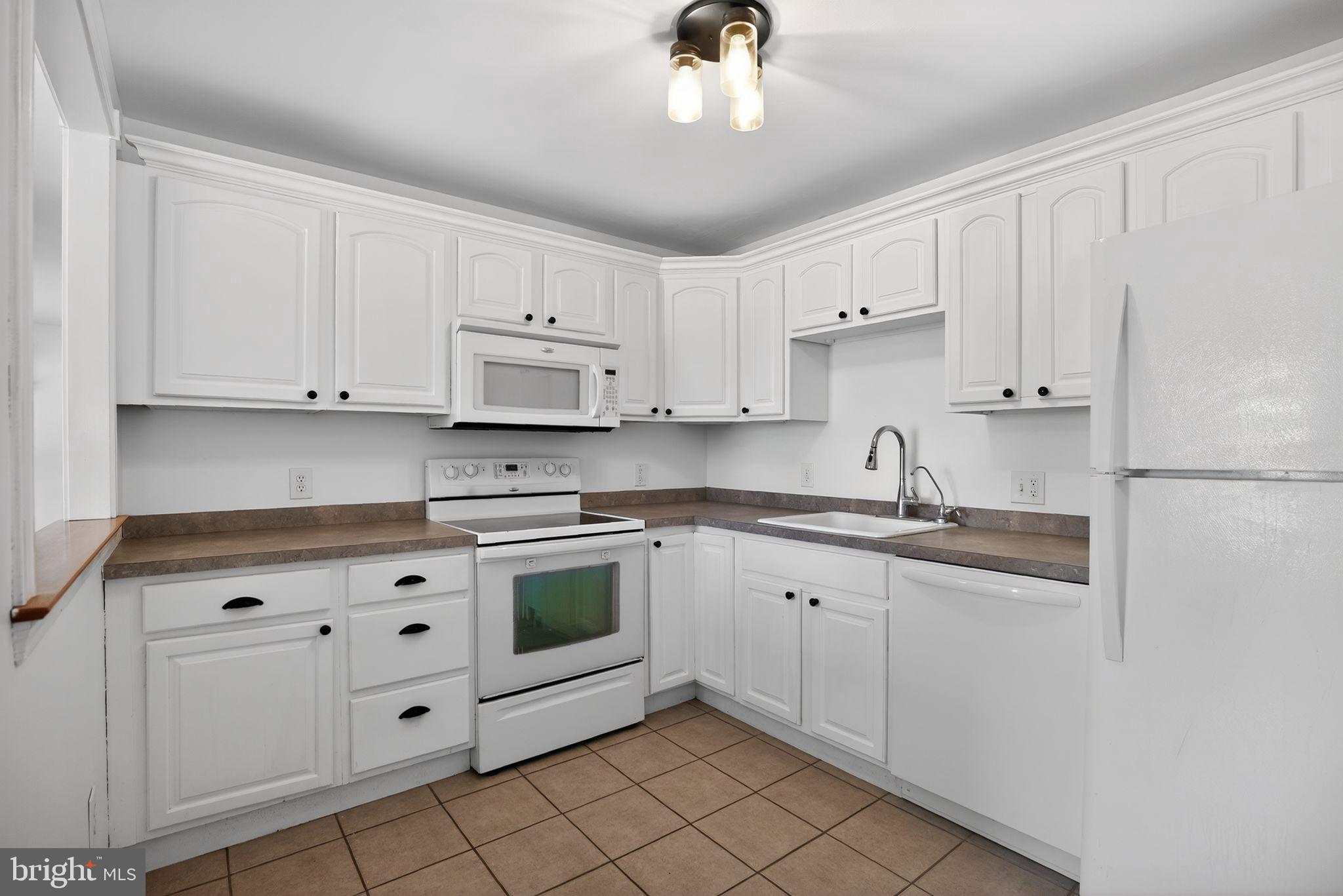 GLENSIDE - Residential