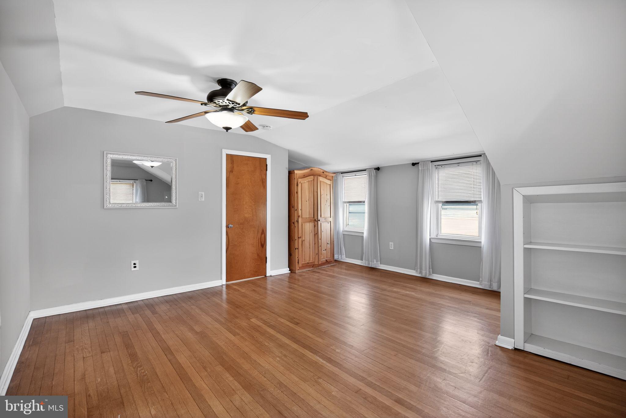 GLENSIDE - Residential