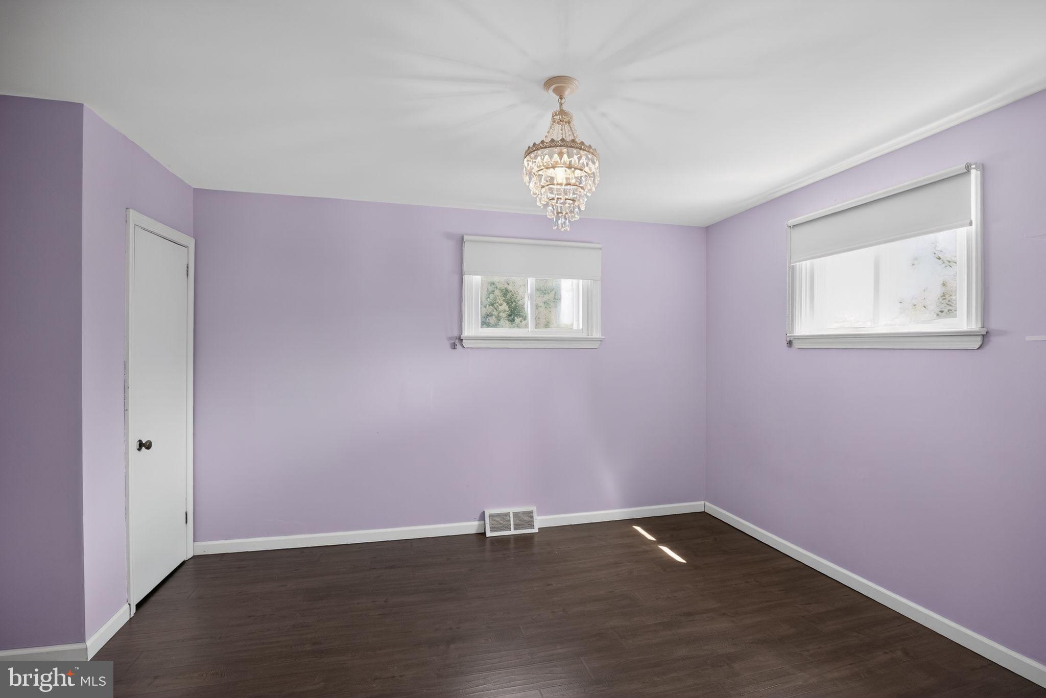 GLENSIDE - Residential