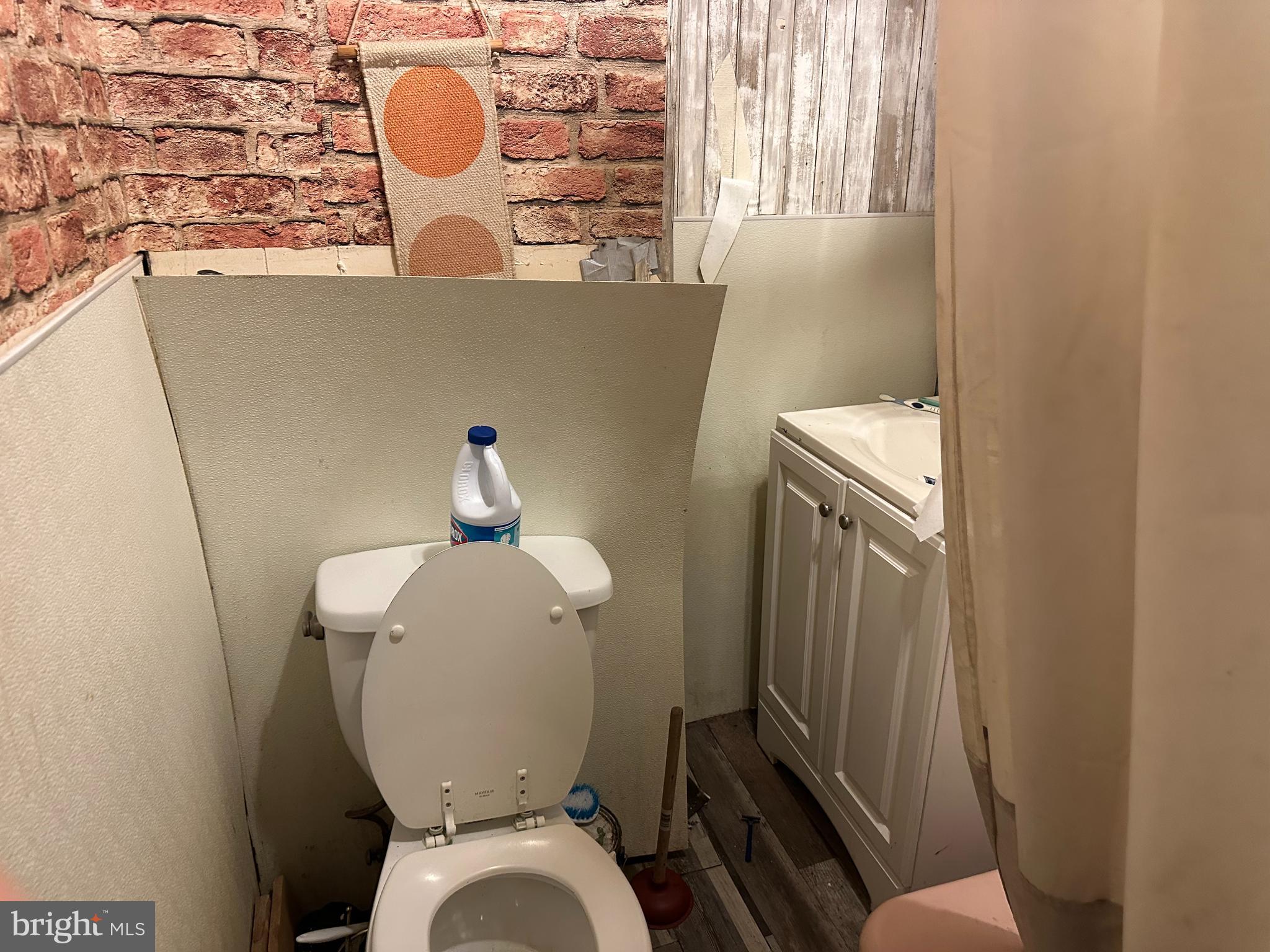 ALLEGHENY WEST - Residential