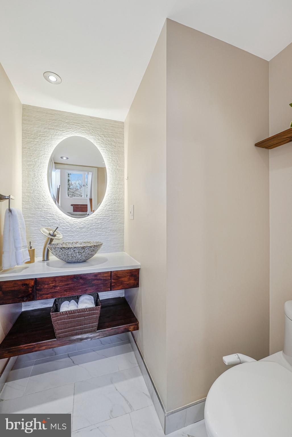 LAKEPORT - Residential