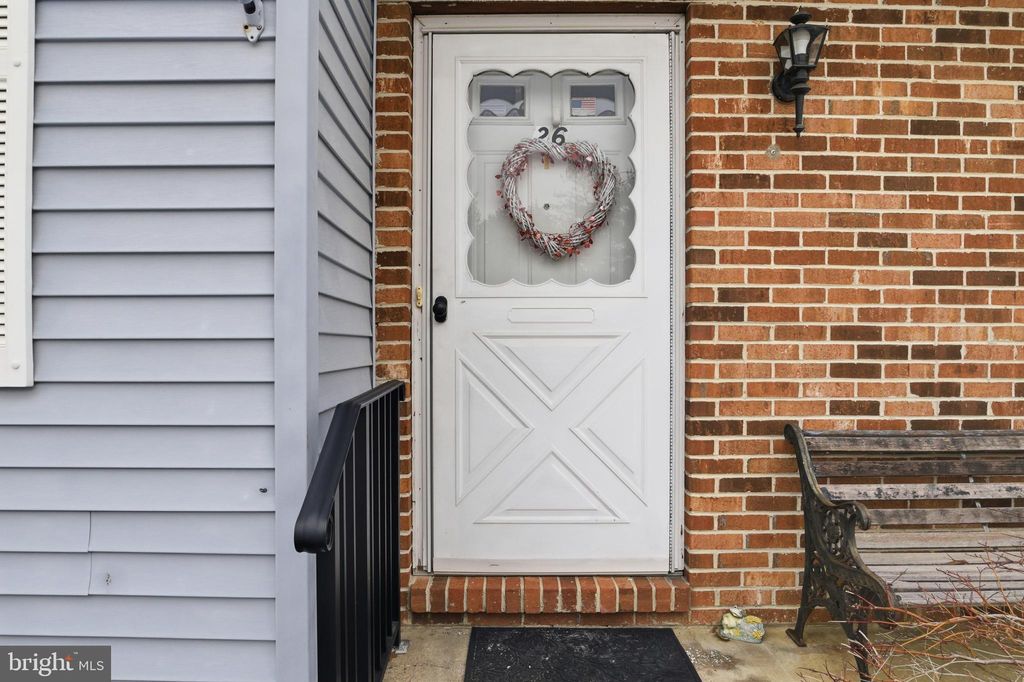 Photo of 26 Peachtree Lane, JAMESBURG, NJ 08831 (MLS # NJMX2011312)