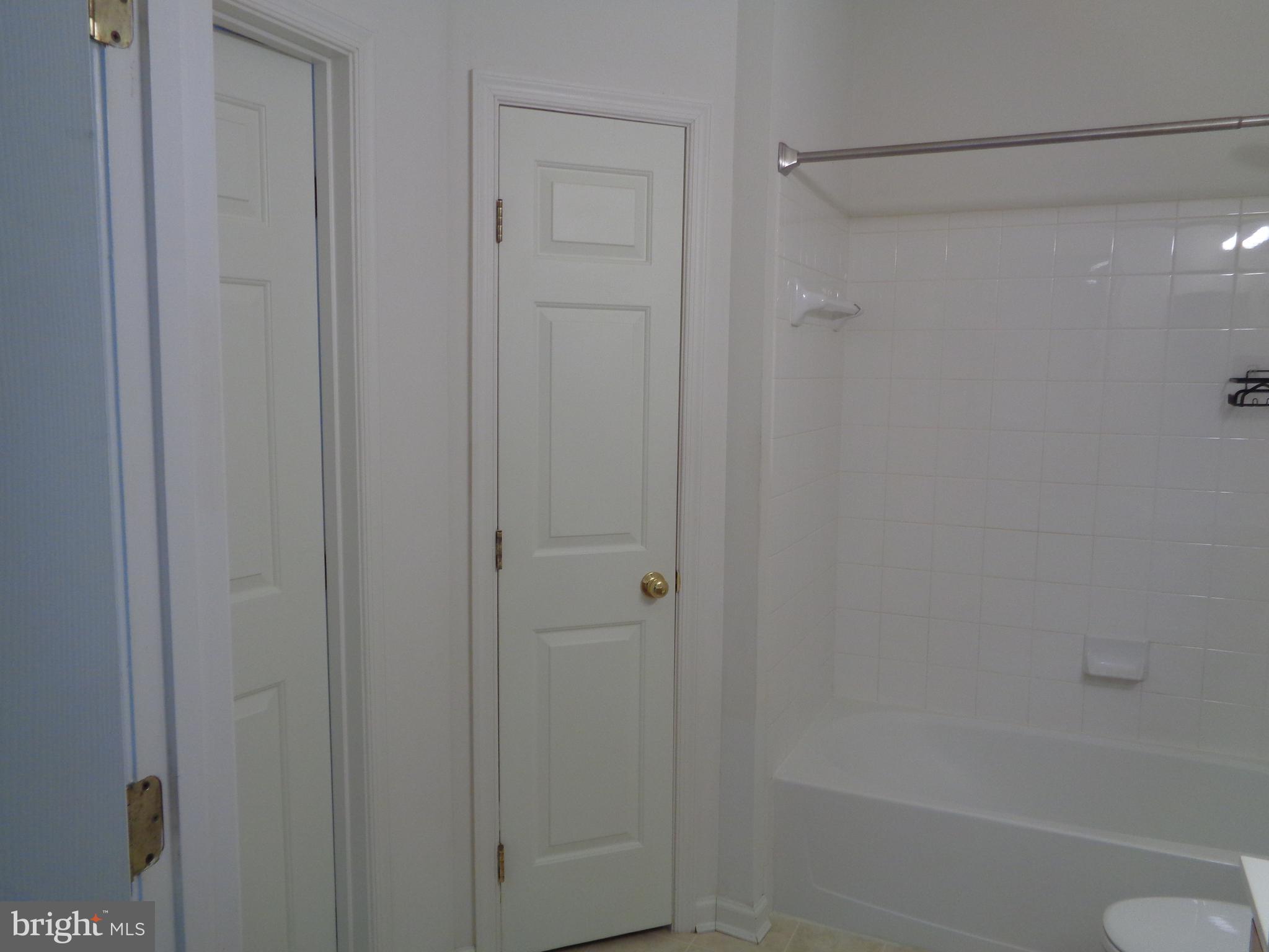 DEVONSHIRE - Residential Lease