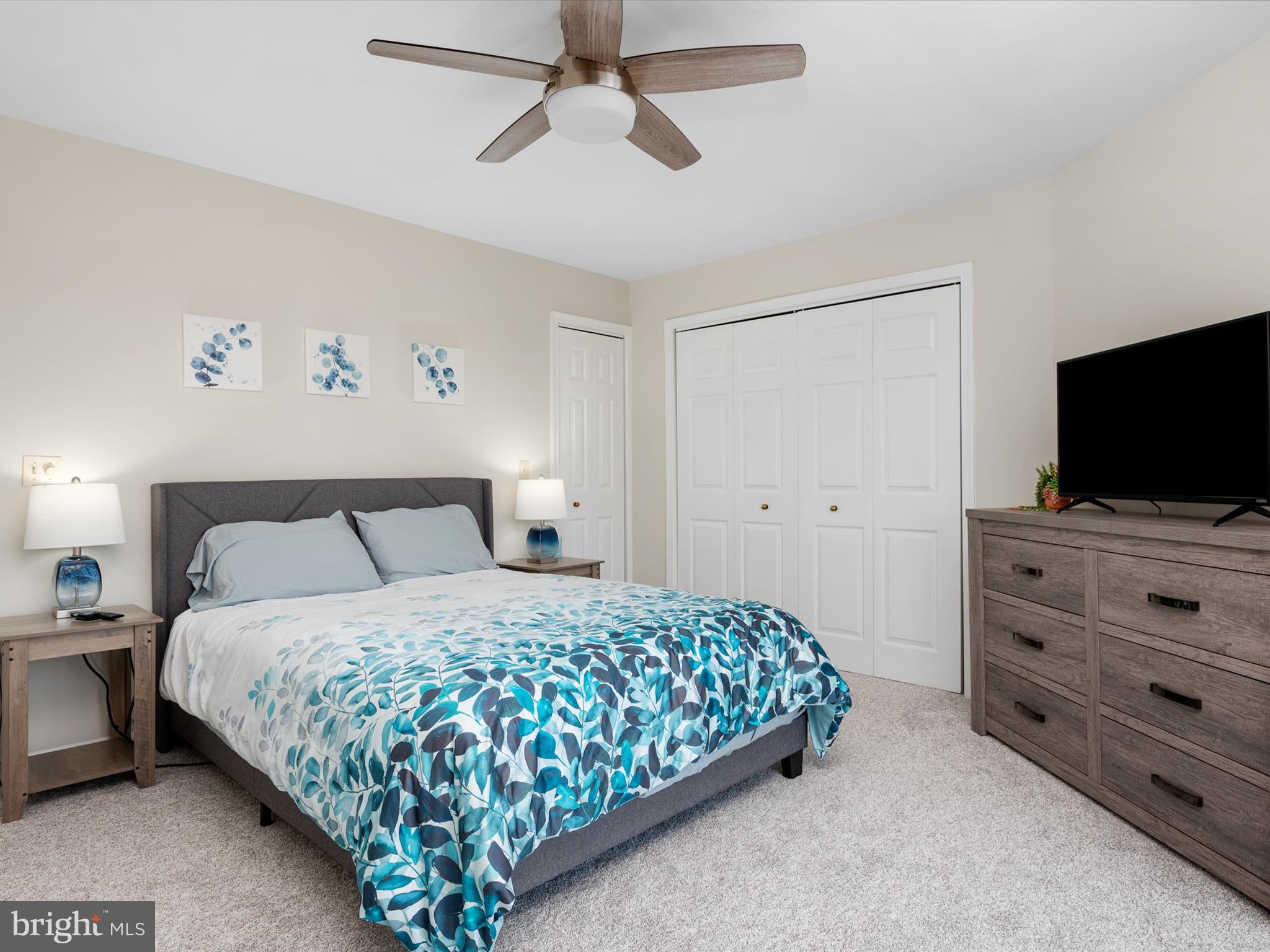 OYSTER COVE - Residential