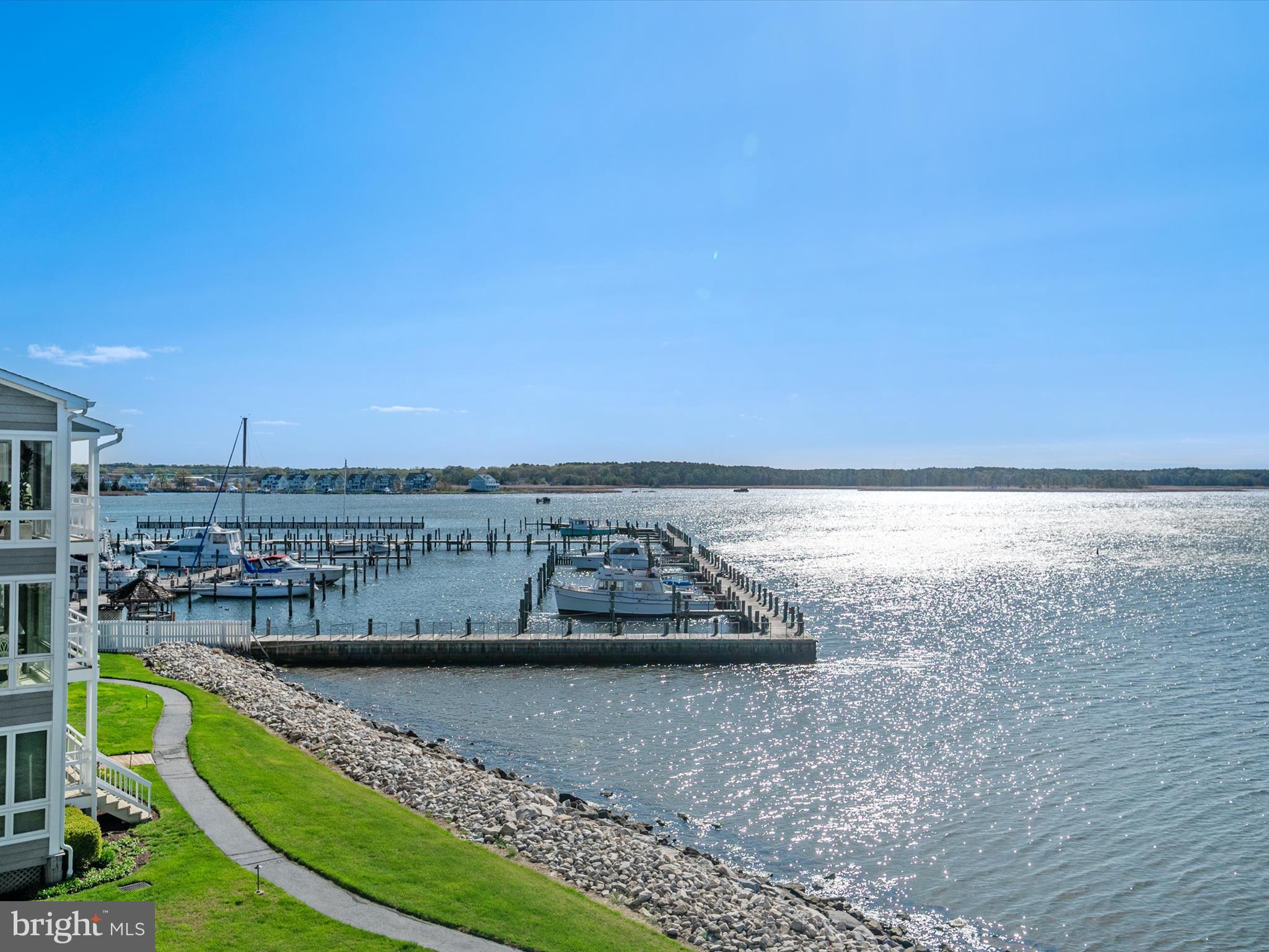 OYSTER COVE - Residential