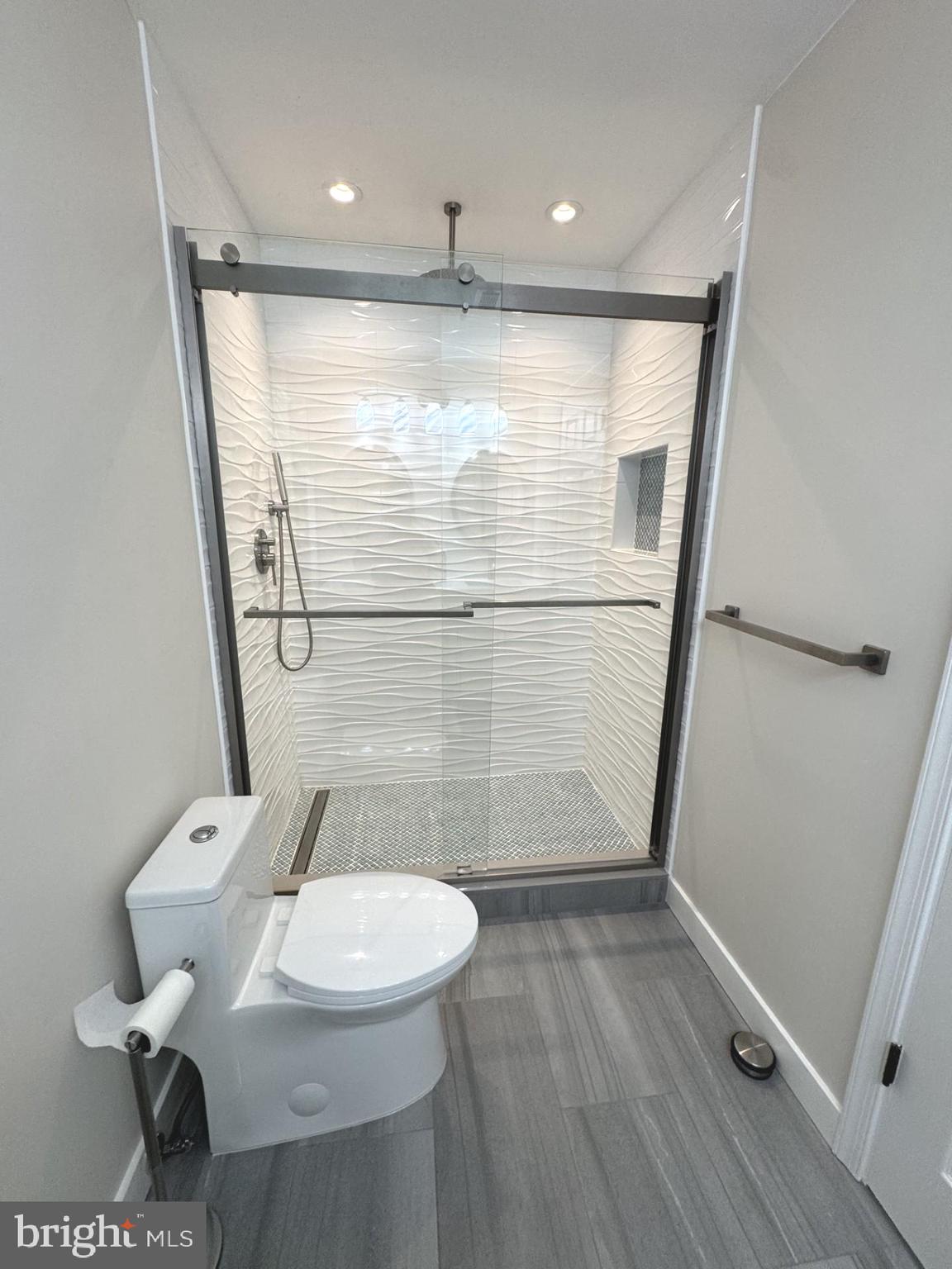 OYSTER COVE - Residential