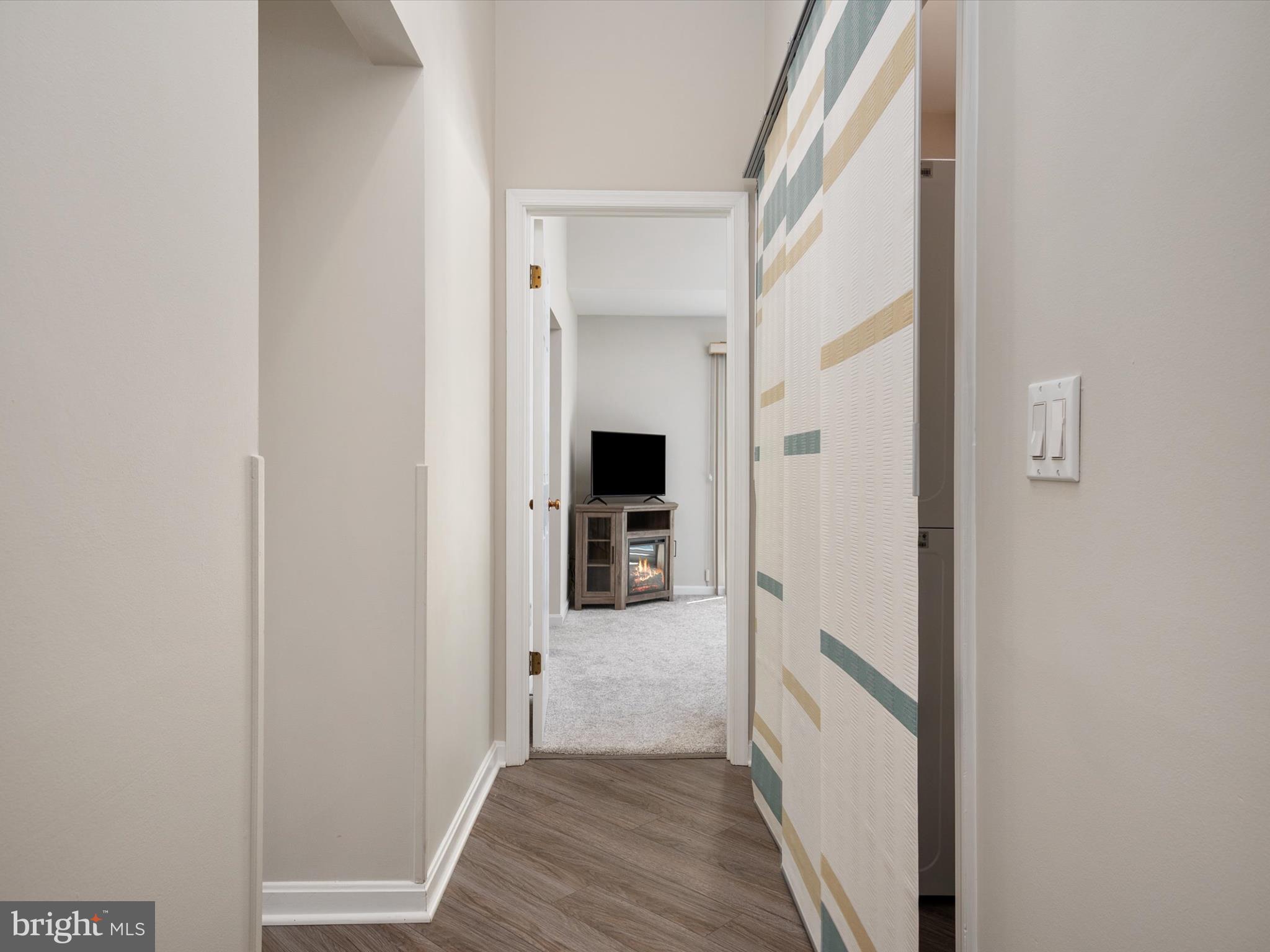 OYSTER COVE - Residential