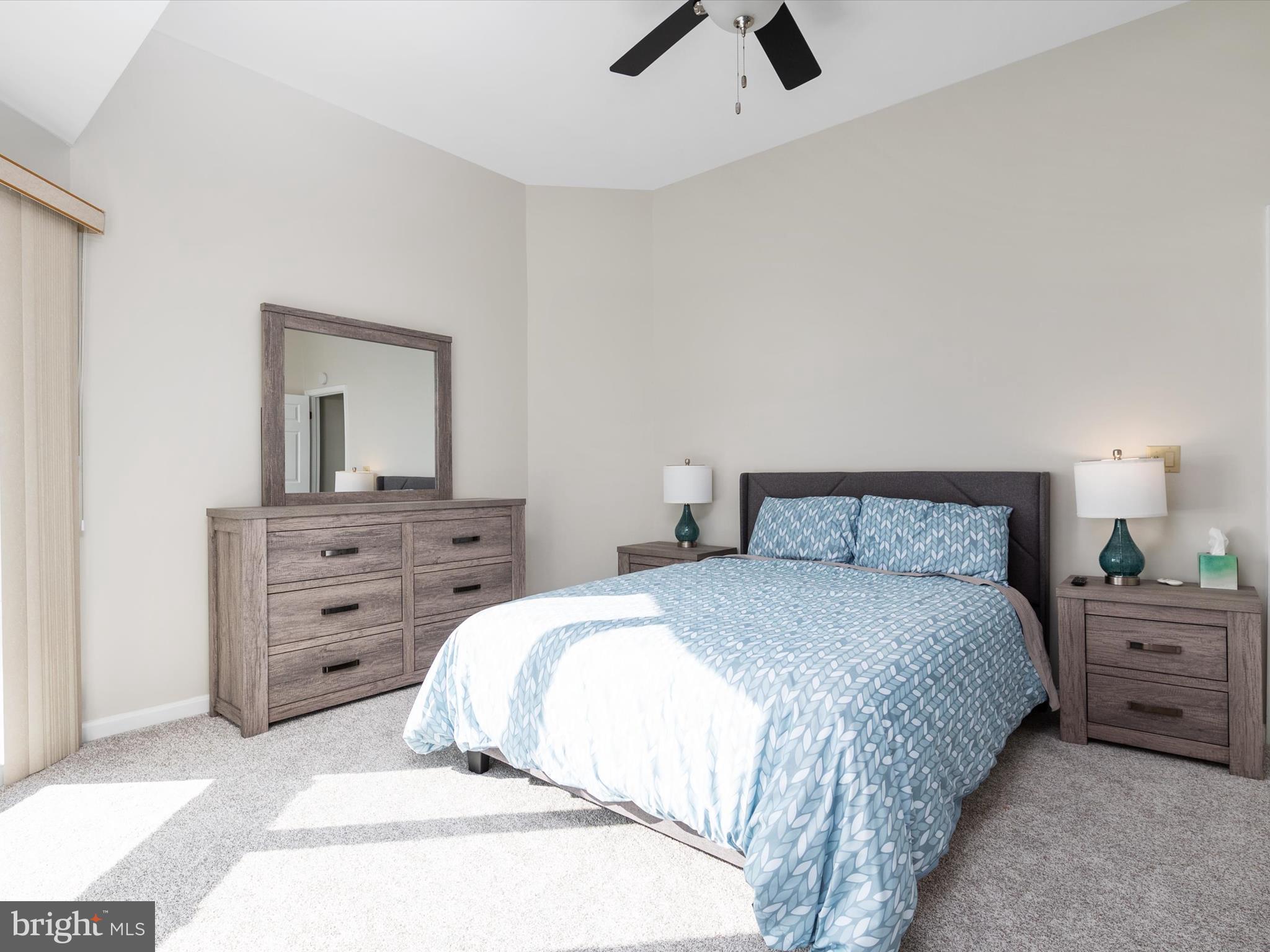 OYSTER COVE - Residential