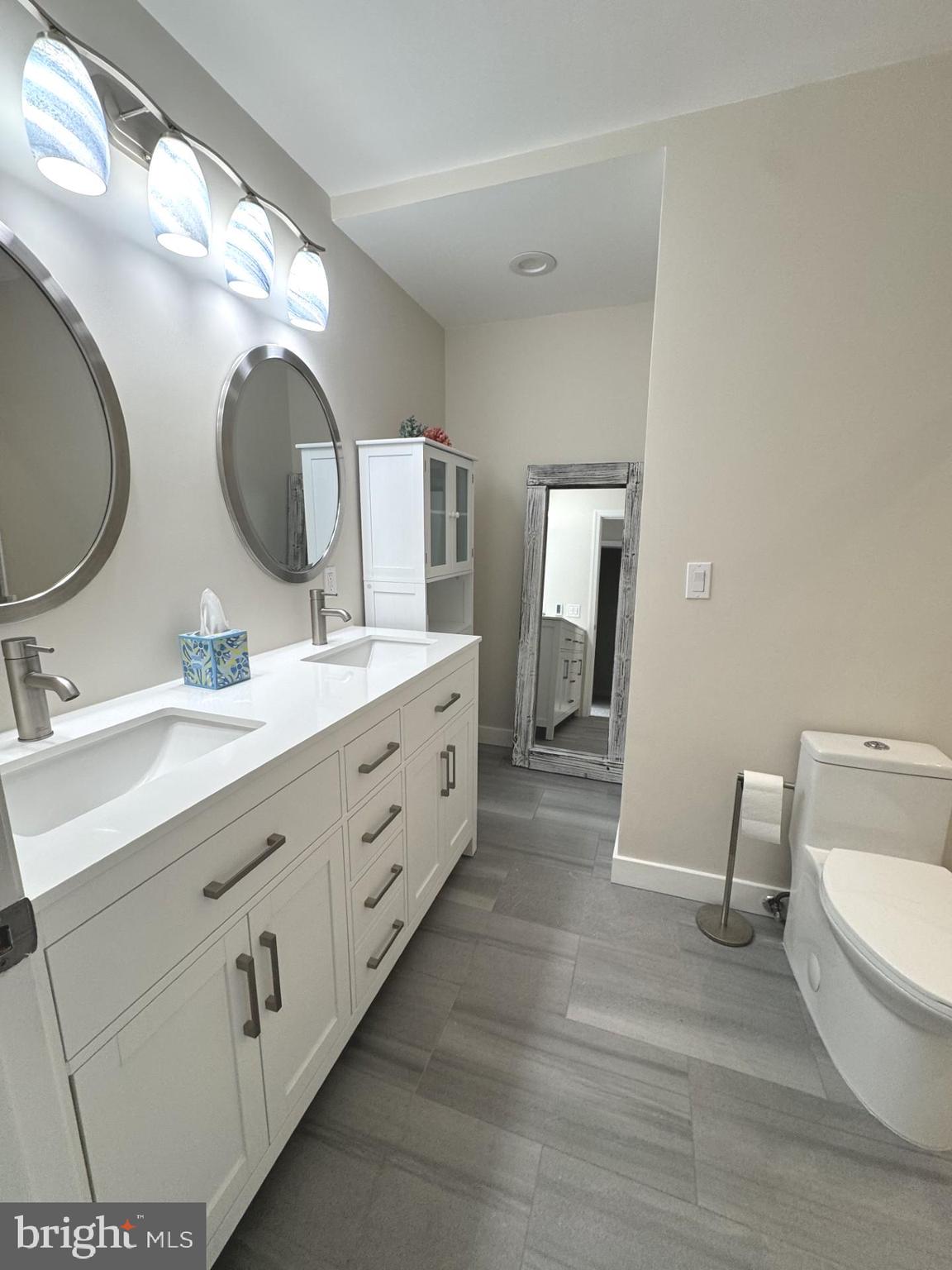 OYSTER COVE - Residential