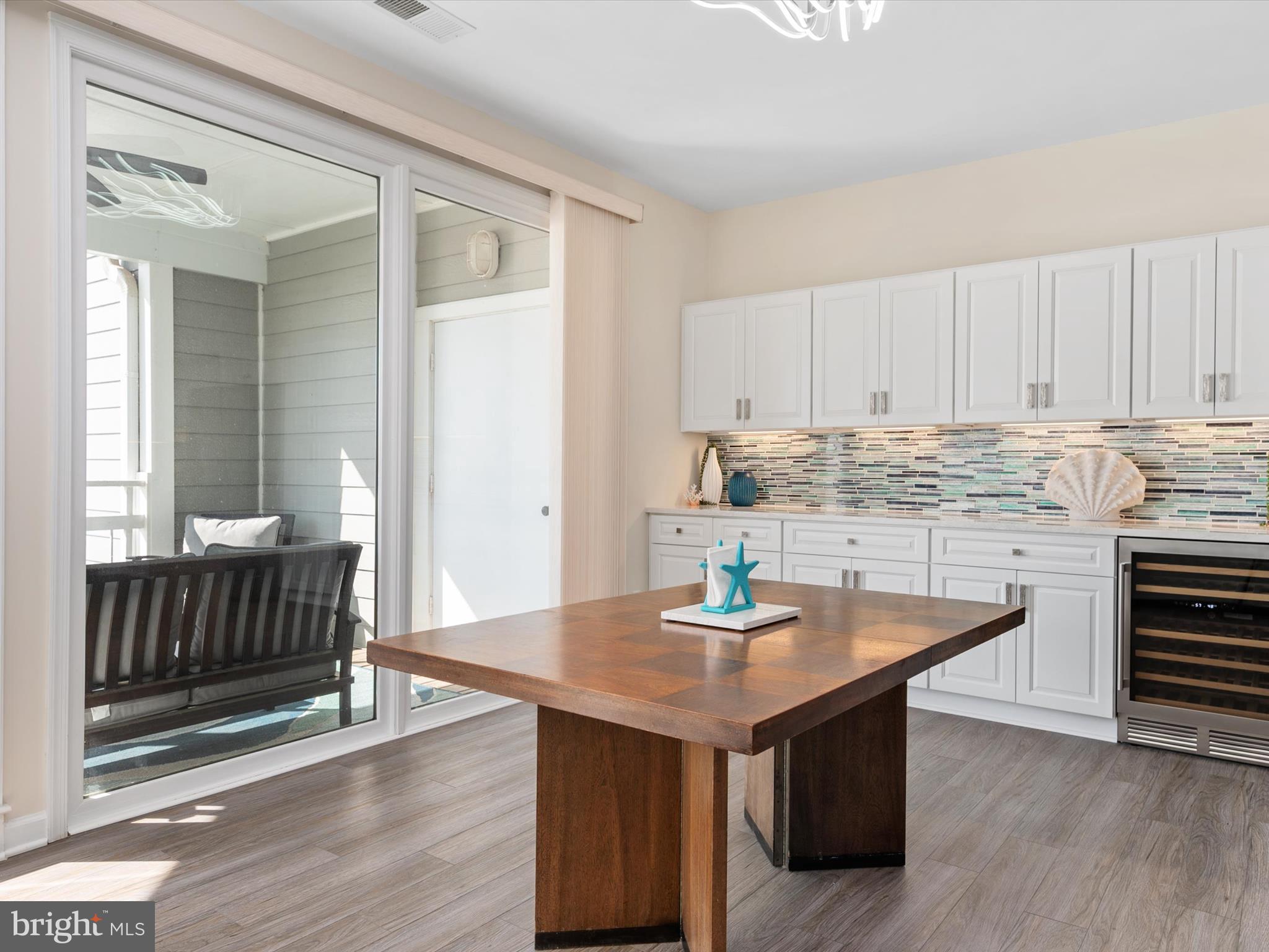 OYSTER COVE - Residential