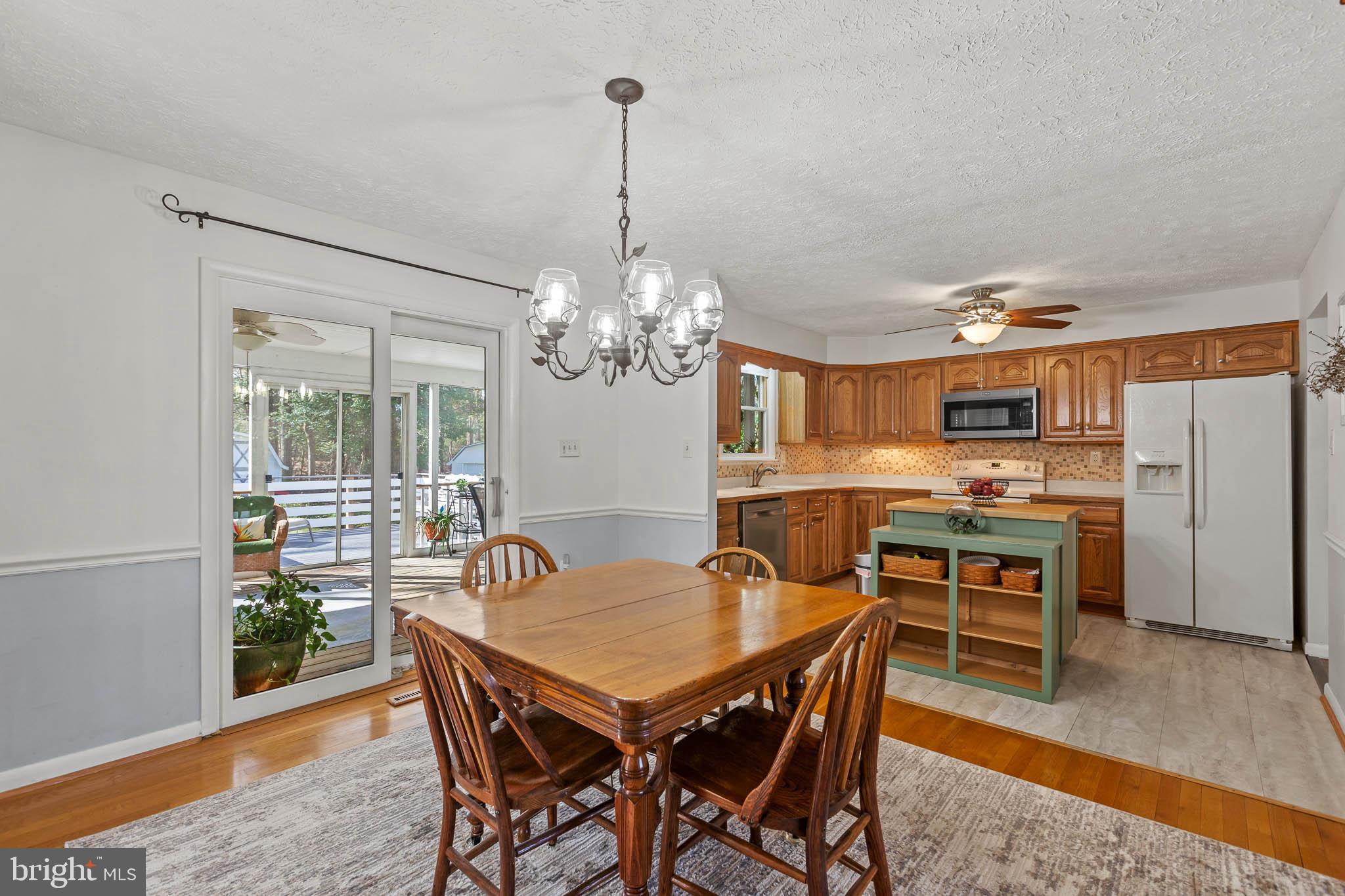 INDIAN CREEK - Residential