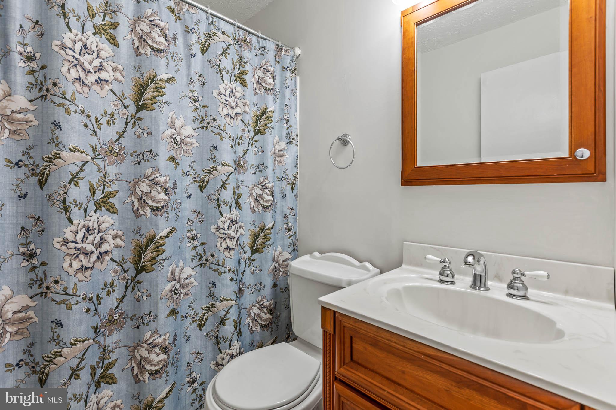 INDIAN CREEK - Residential