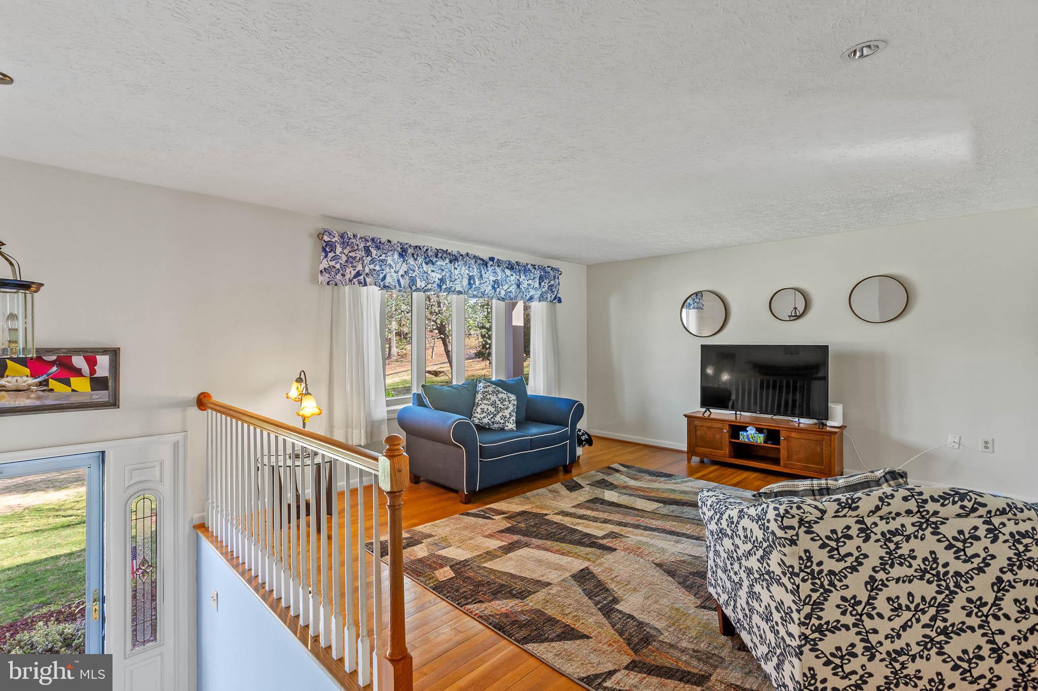 INDIAN CREEK - Residential