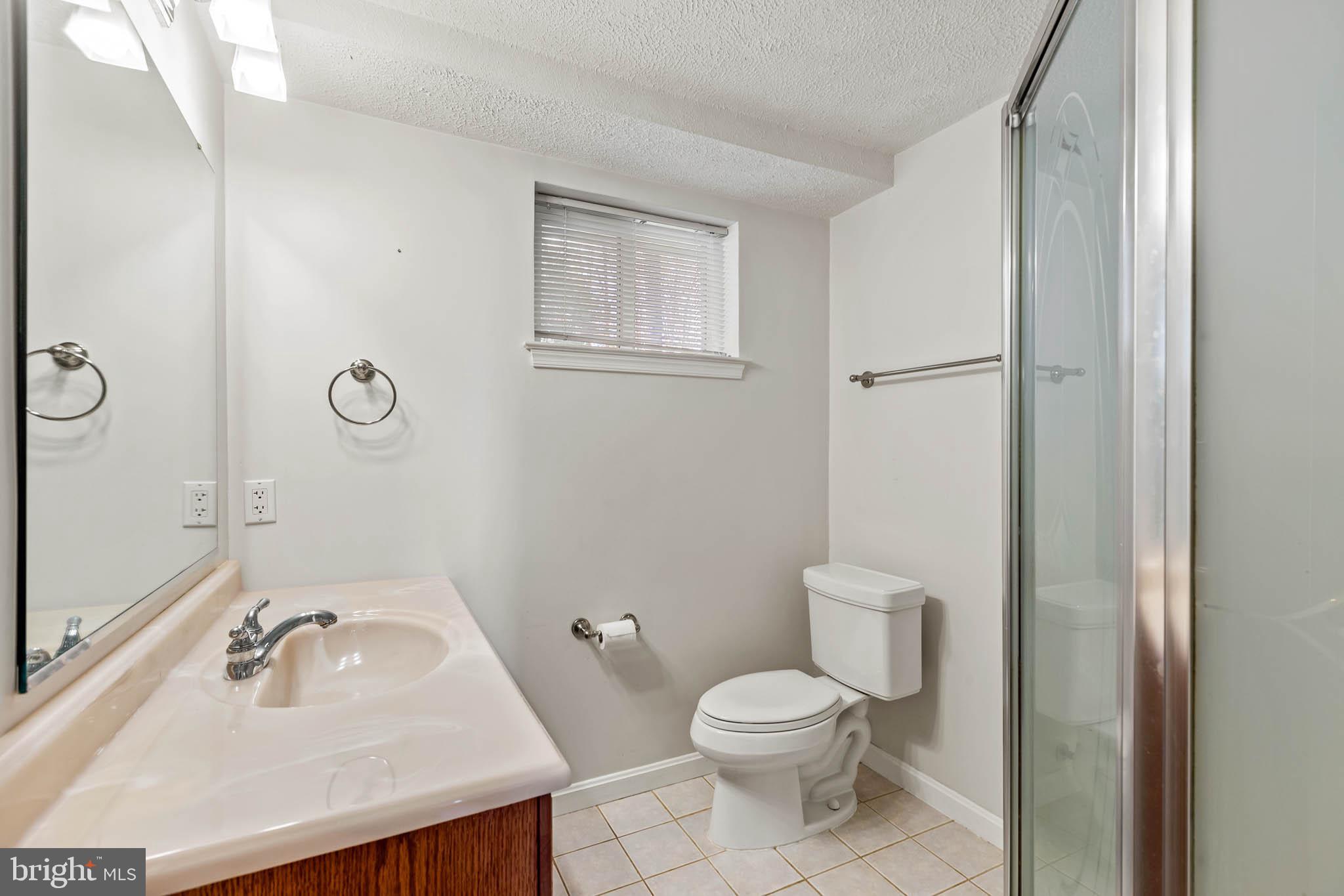 INDIAN CREEK - Residential