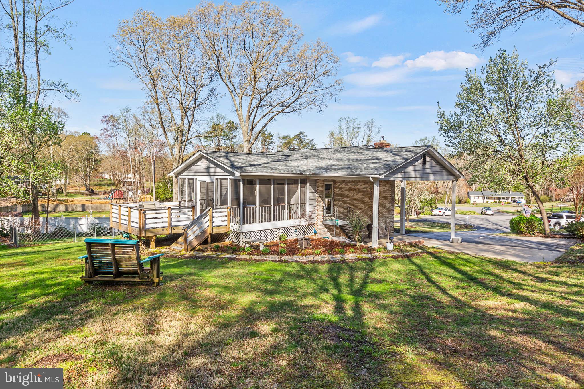 INDIAN CREEK - Residential