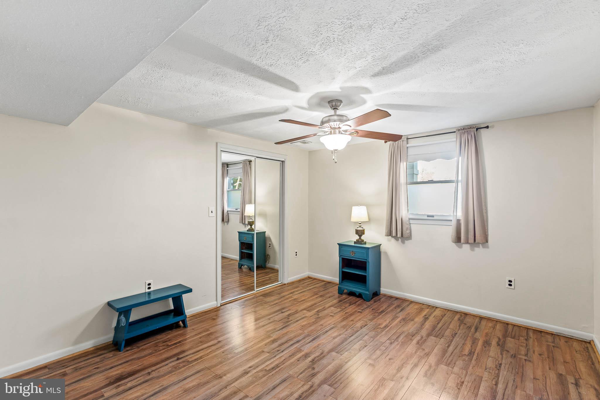 INDIAN CREEK - Residential