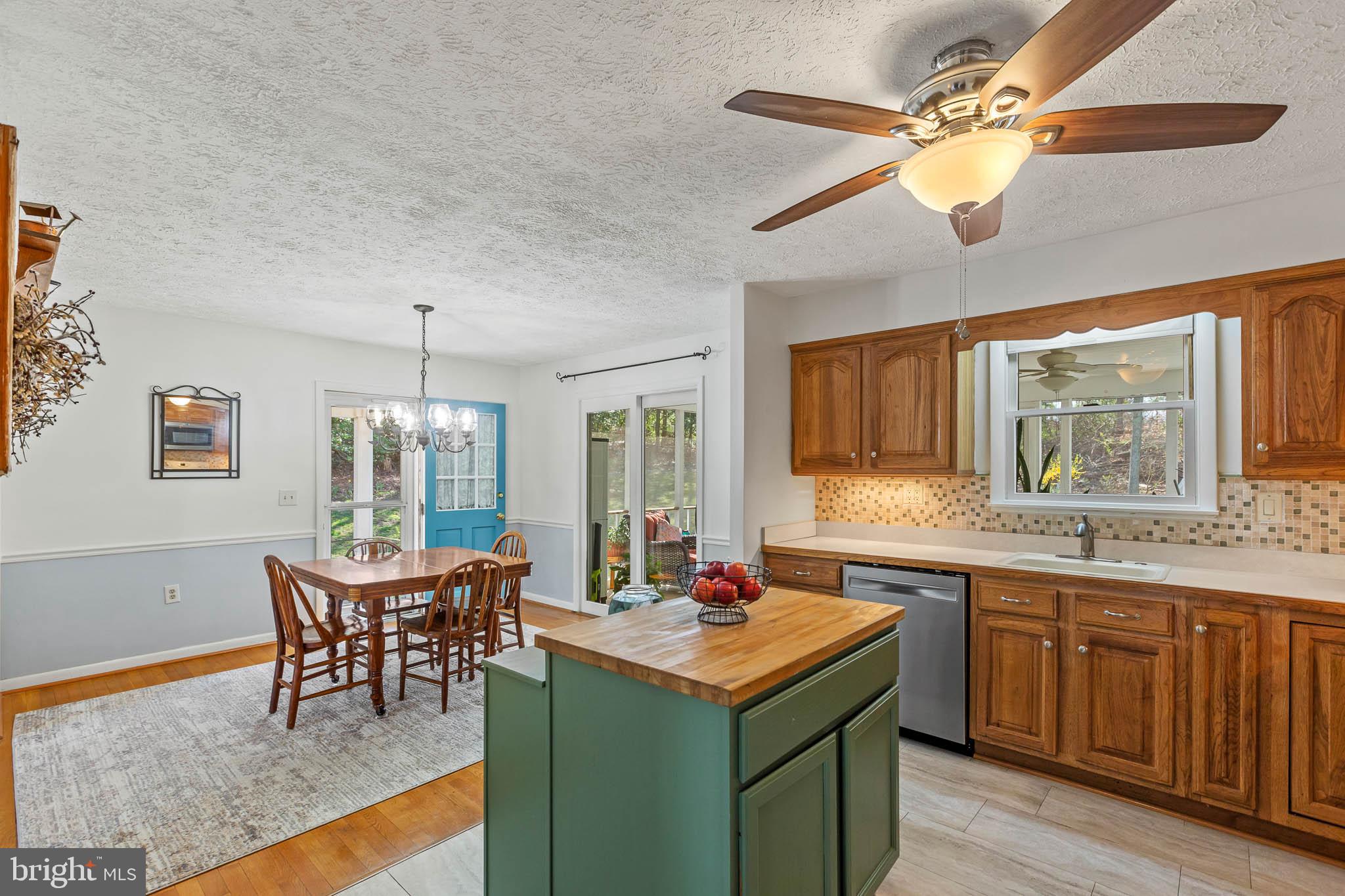 INDIAN CREEK - Residential