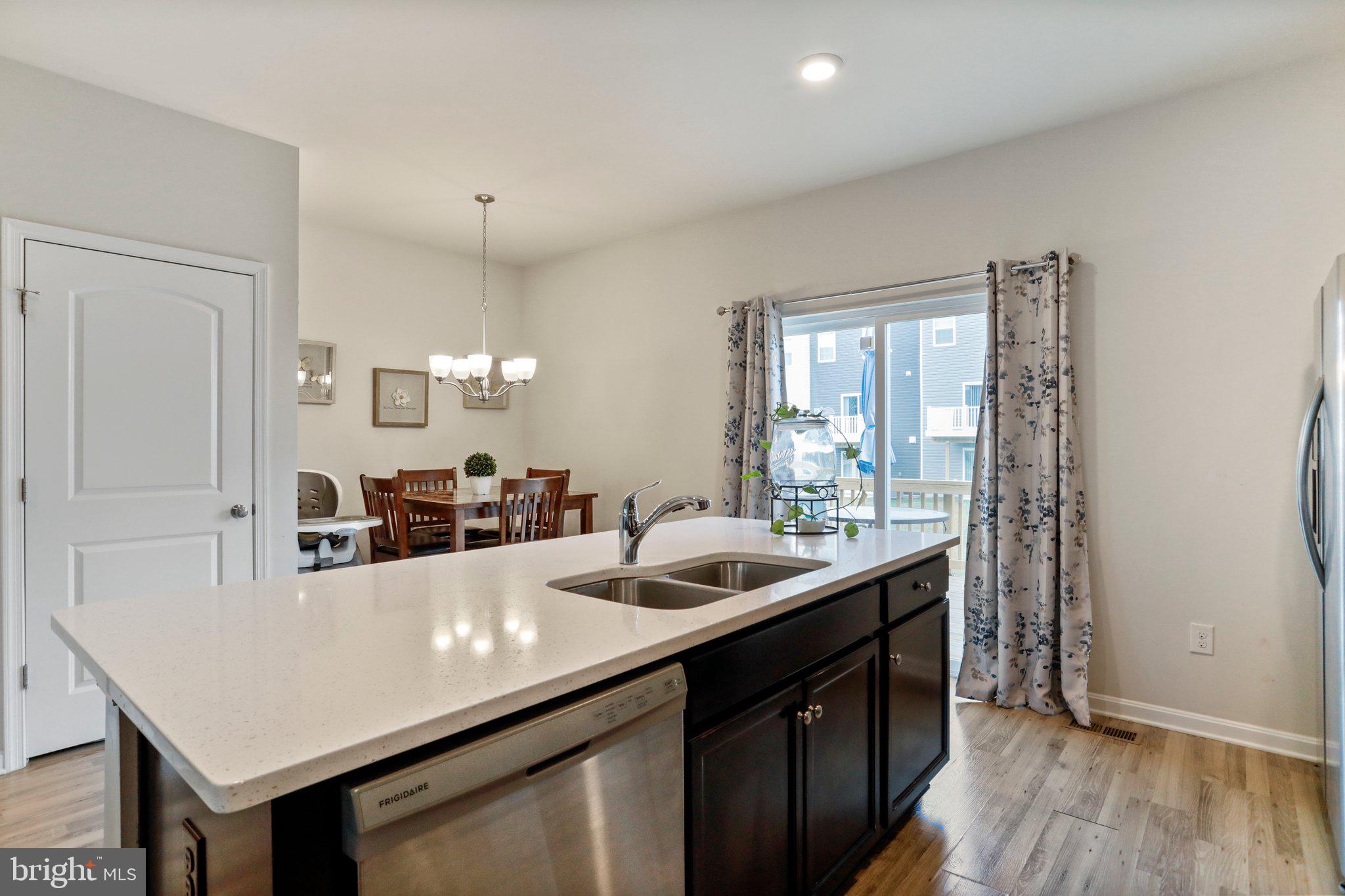 BERKELEY RIDGE - Residential