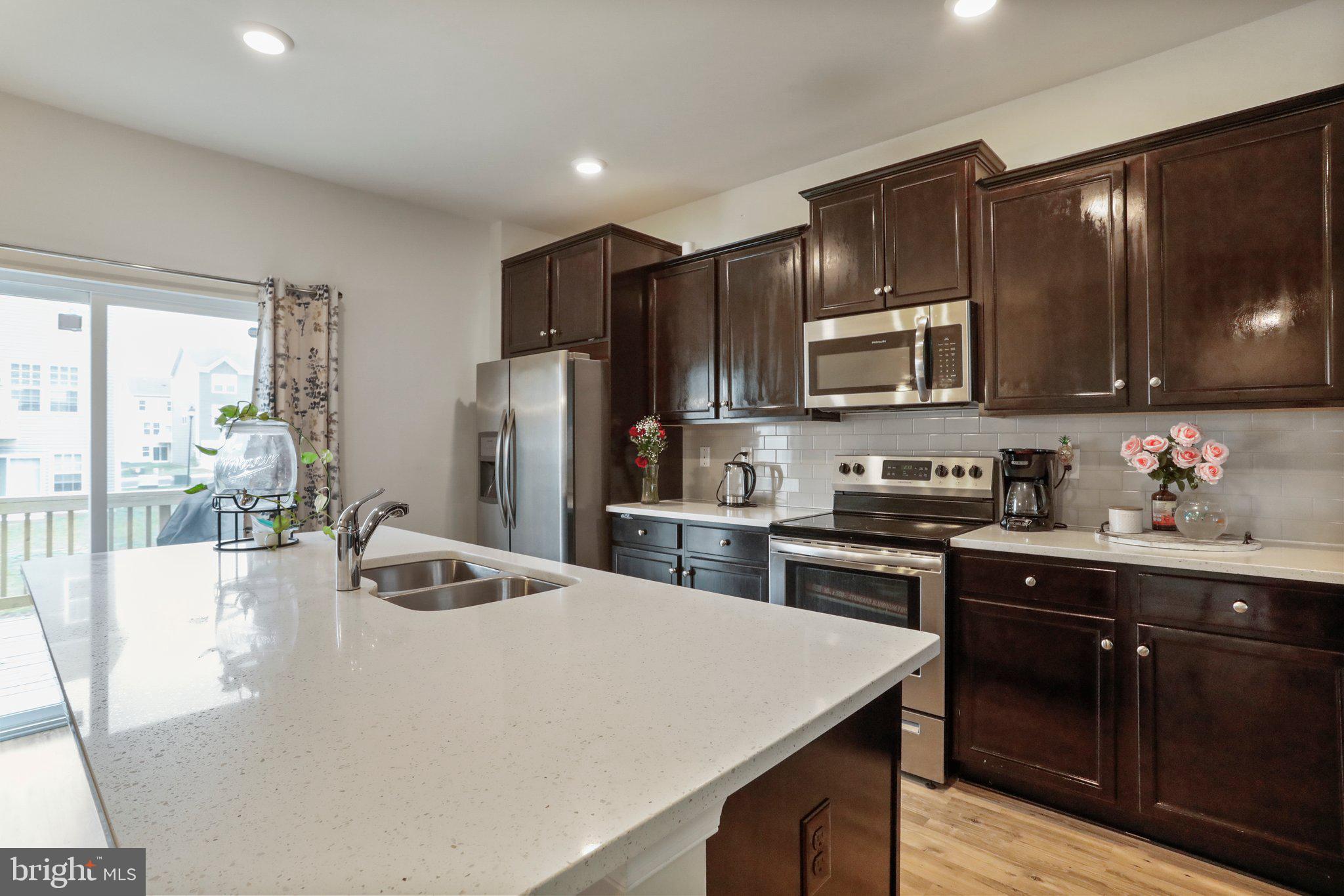 BERKELEY RIDGE - Residential