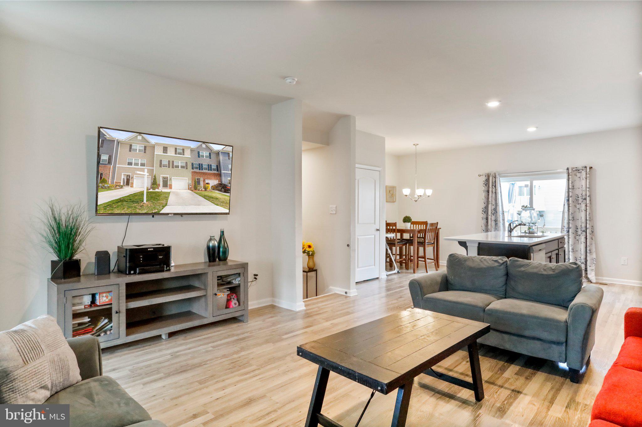 BERKELEY RIDGE - Residential