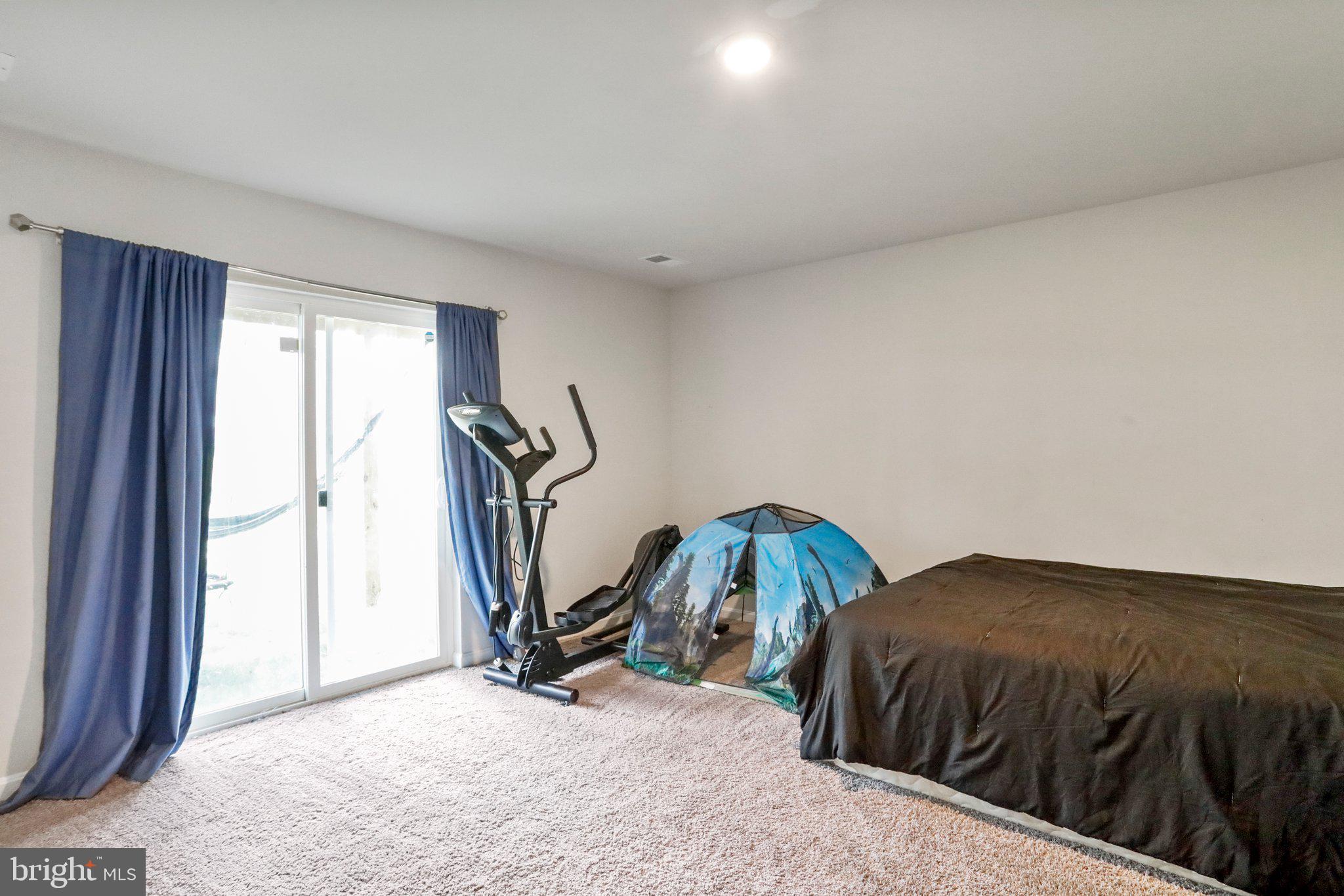 BERKELEY RIDGE - Residential