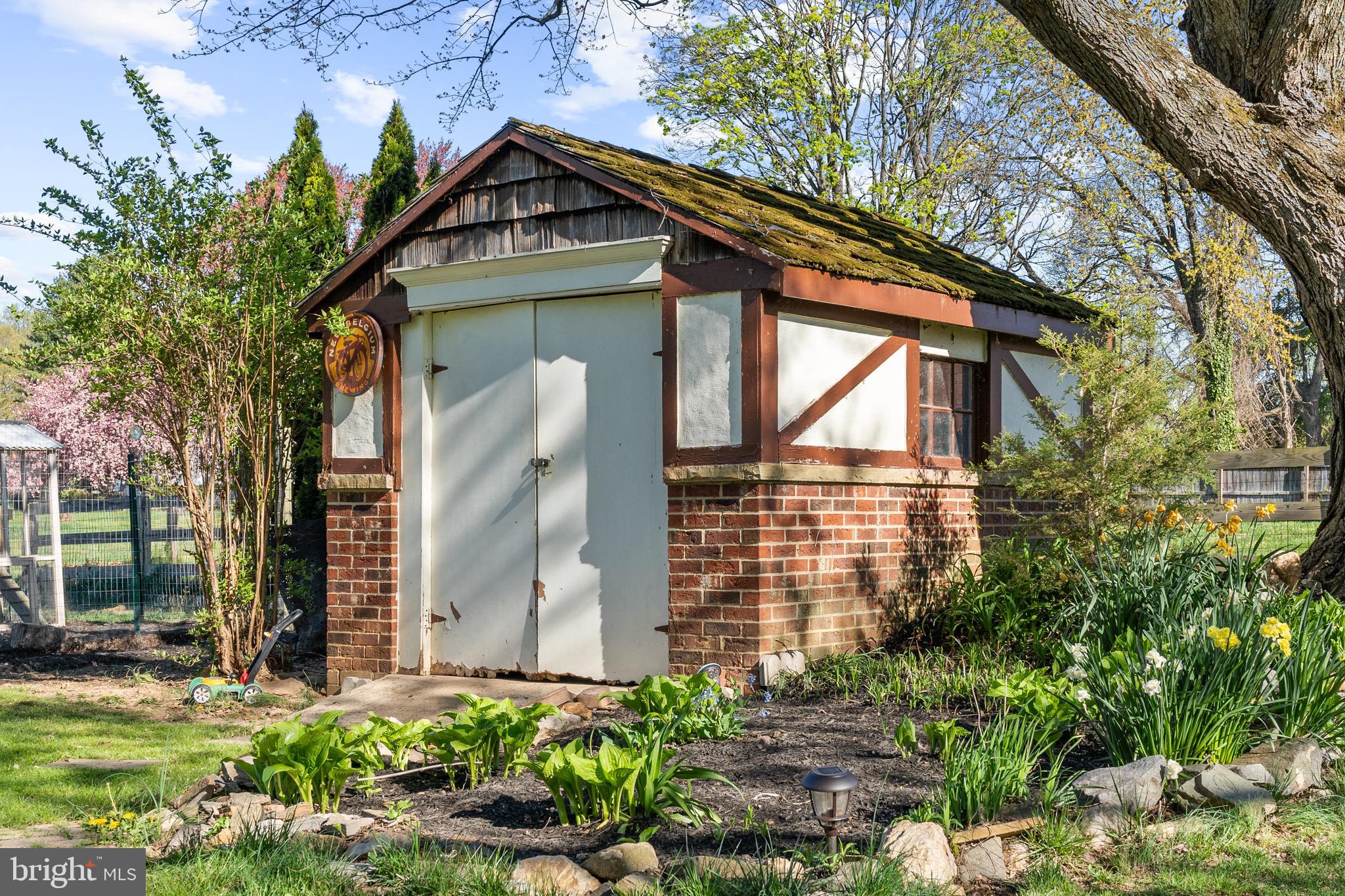 CLARKSBURG OUTSIDE - Residential