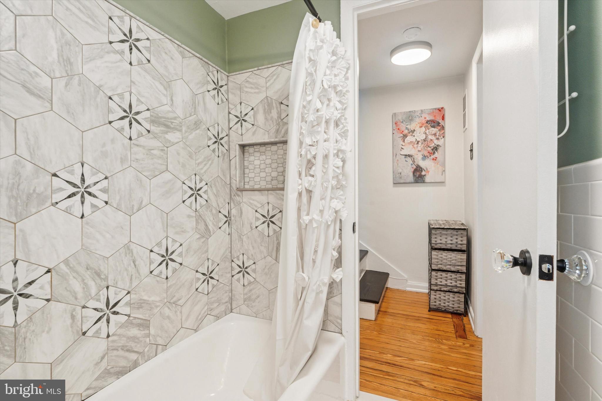 WASHINGTON SQ WEST - Residential Lease