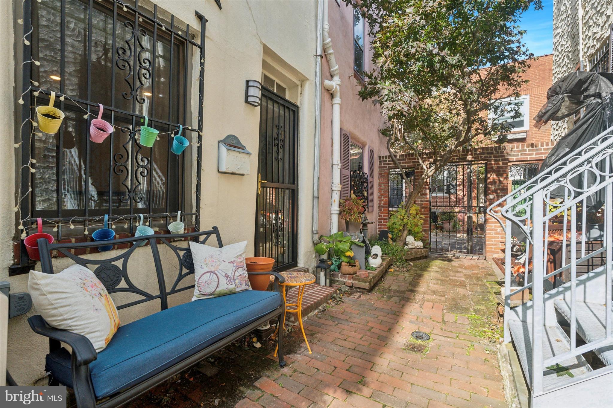 WASHINGTON SQ WEST - Residential Lease