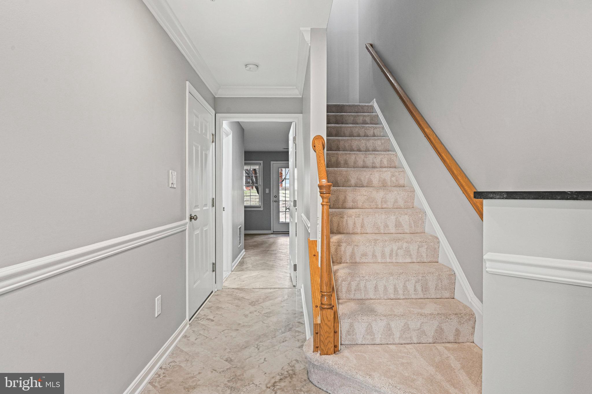 RESTON - Residential