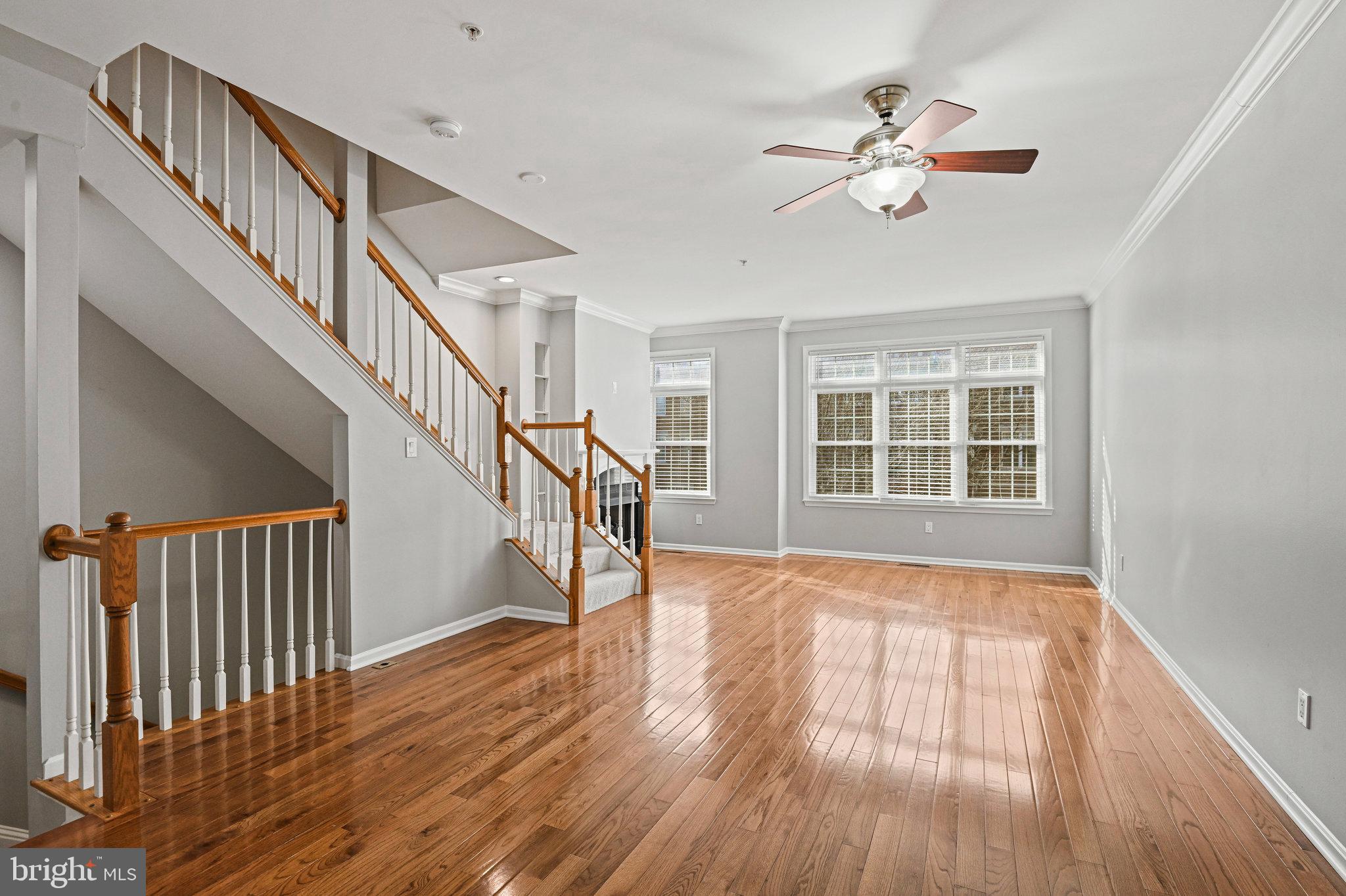 RESTON - Residential