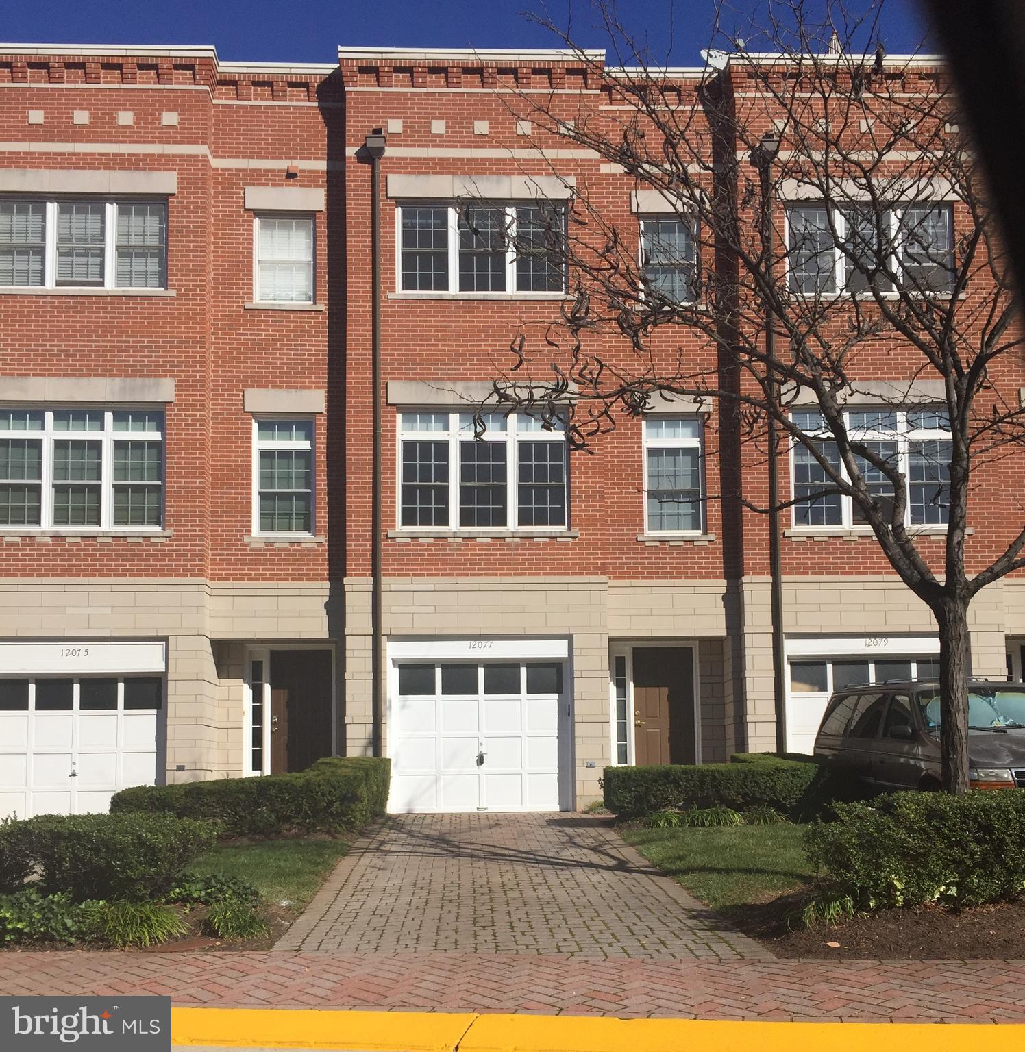 RESTON - Residential