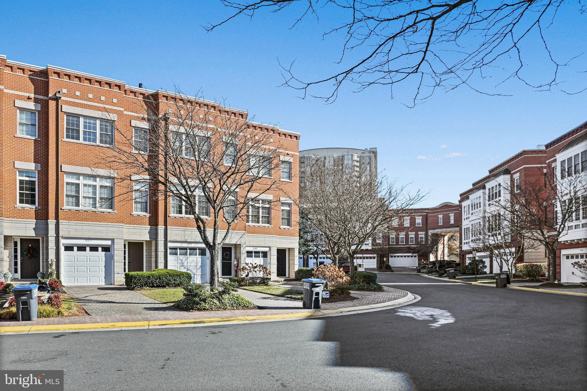 RESTON - Residential