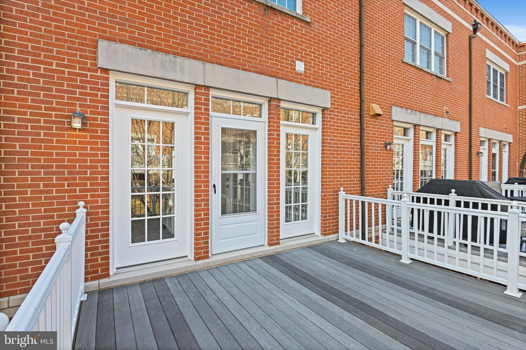 RESTON - Residential