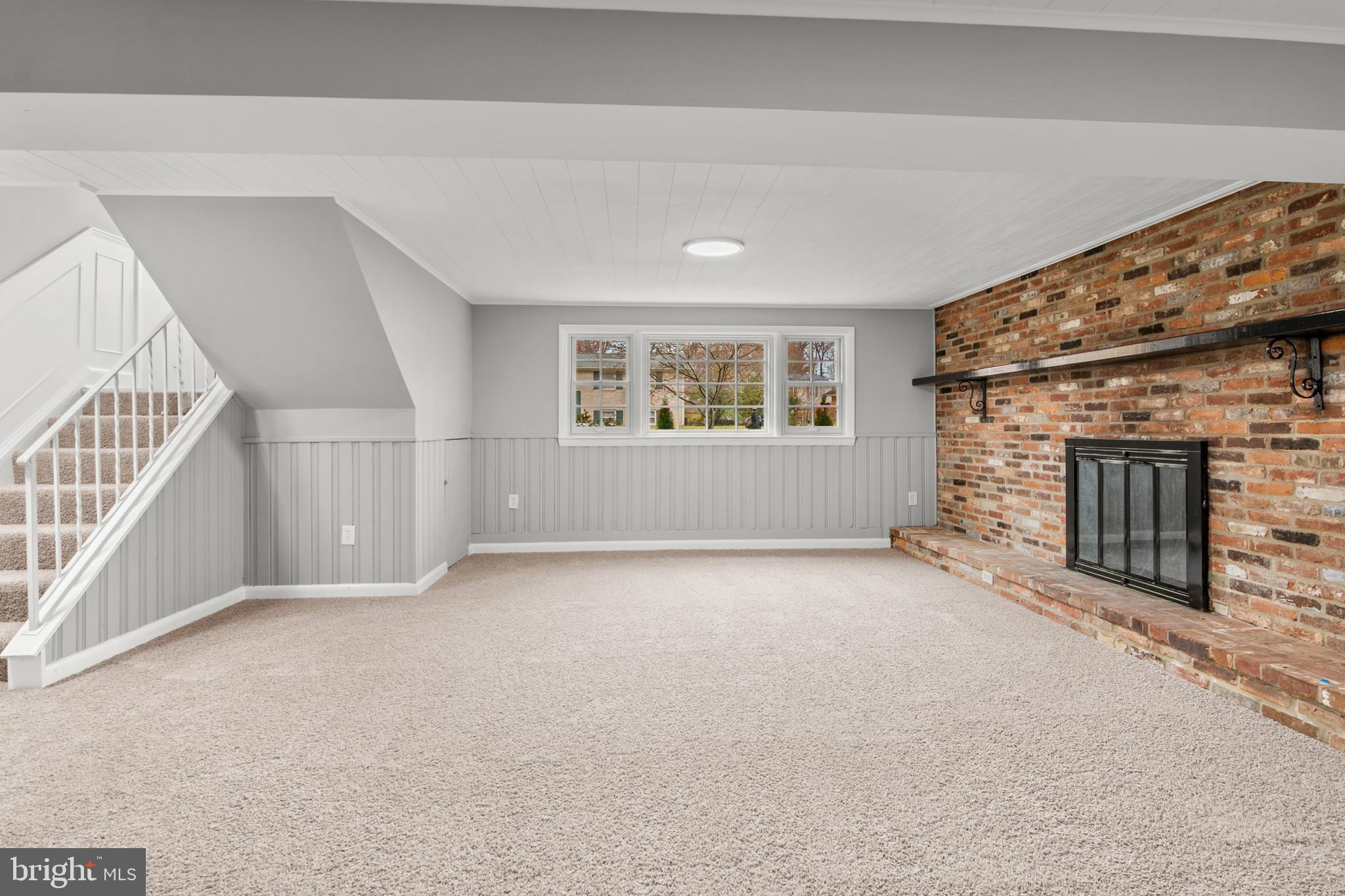 HILLMEADE MANOR - Residential